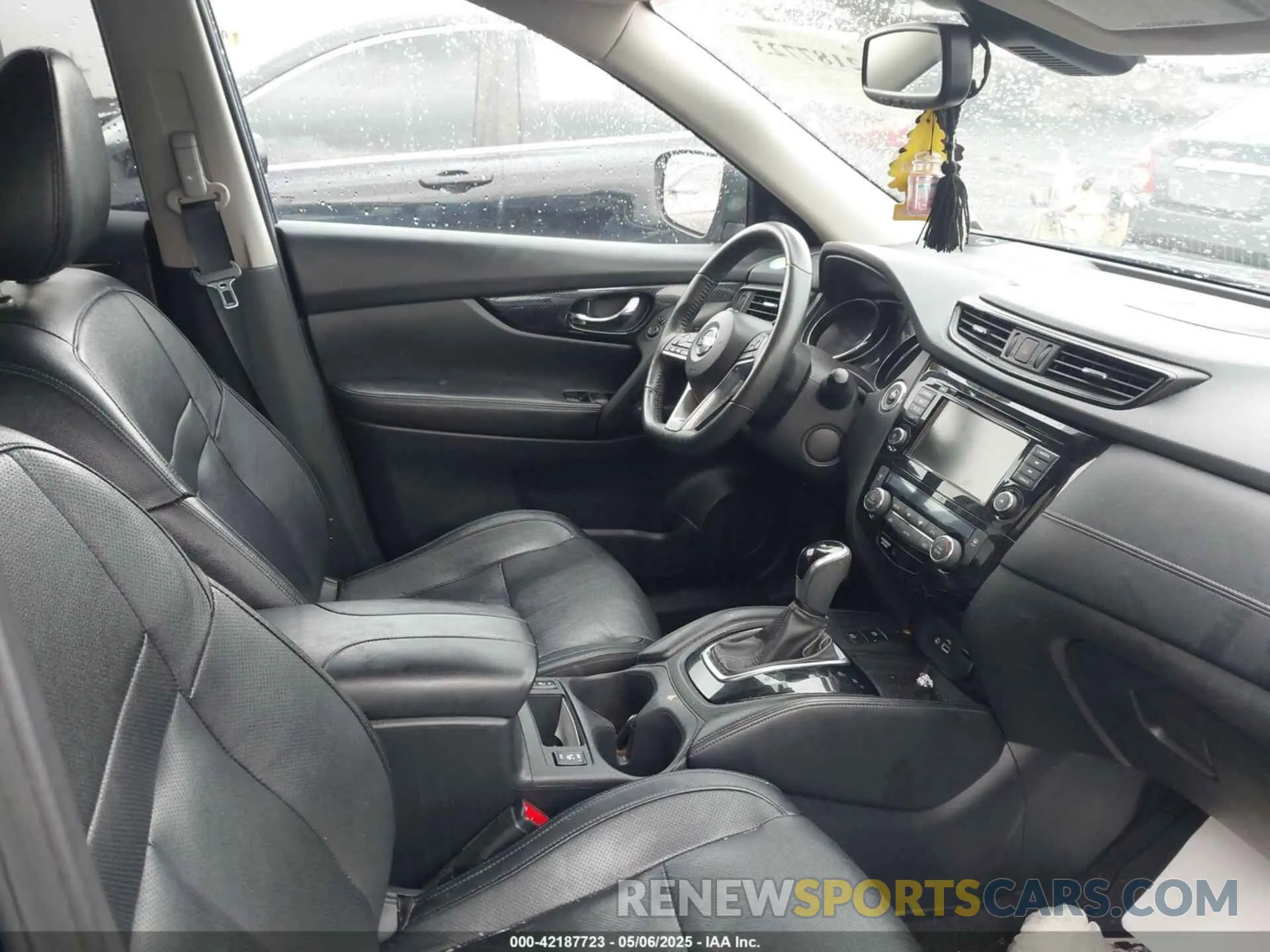 5 Фотография поврежденного автомобиля 5N1AT2MV4KC701862 NISSAN ROGUE 2019