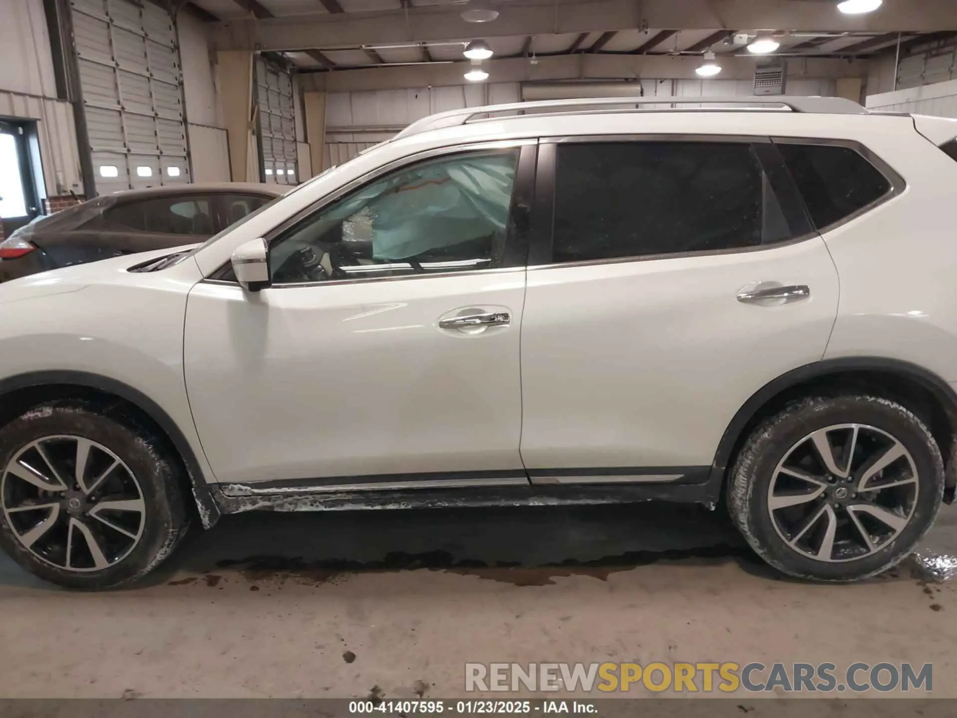 13 Photograph of a damaged car 5N1AT2MV4KC718953 NISSAN ROGUE 2019