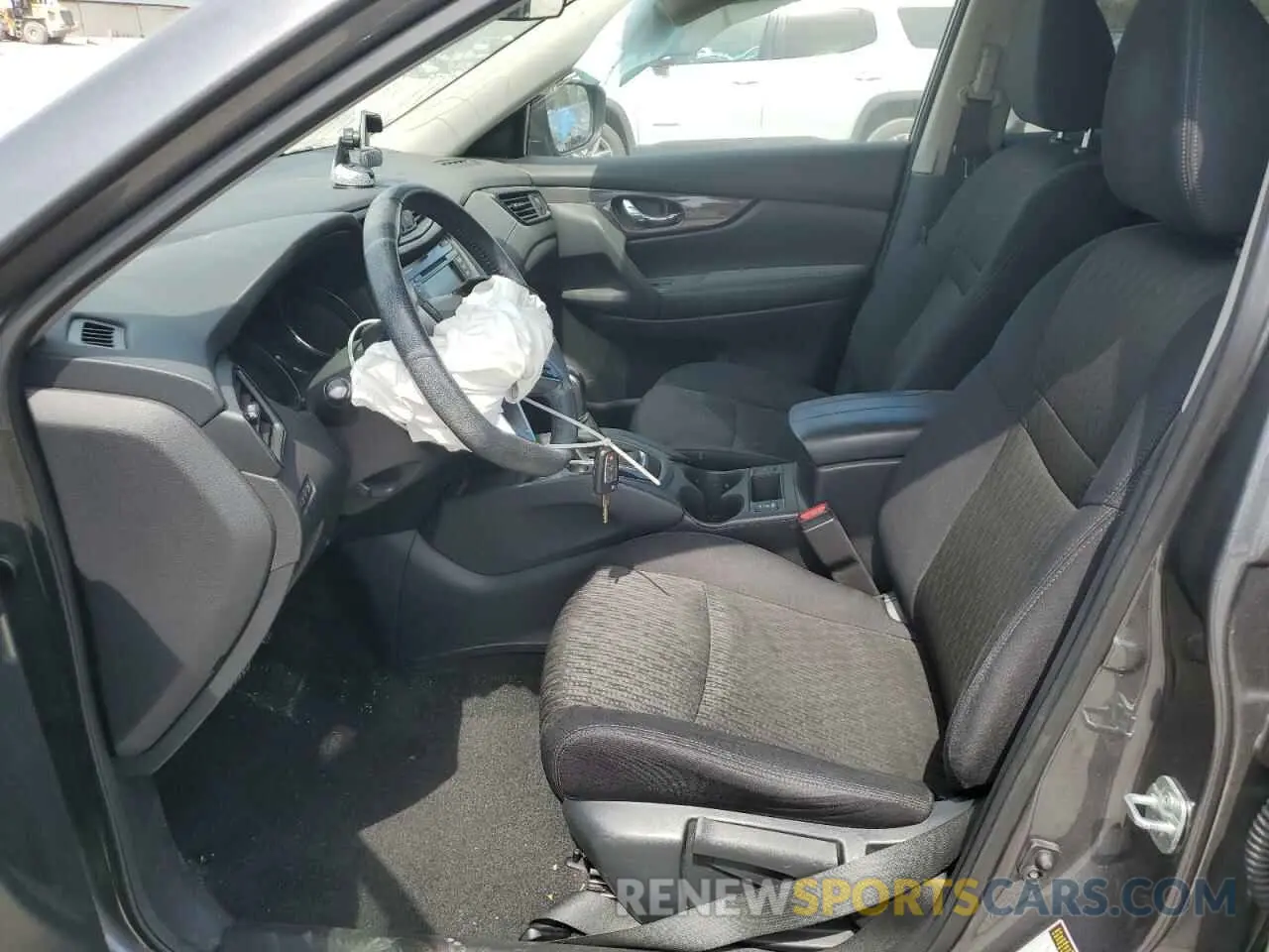7 Photograph of a damaged car 5N1AT2MV4KC740015 NISSAN ROGUE 2019