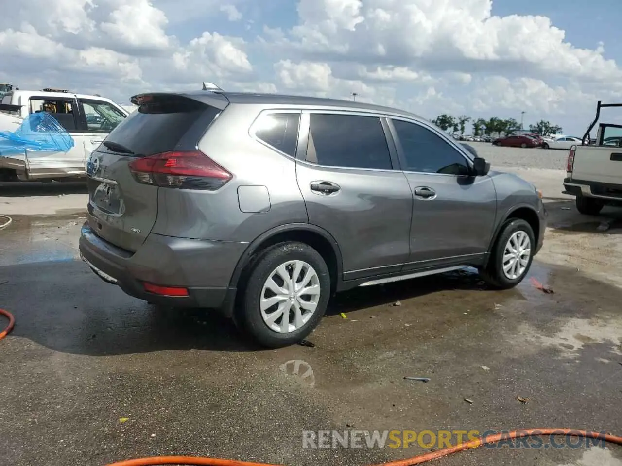 3 Photograph of a damaged car 5N1AT2MV4KC743416 NISSAN ROGUE 2019