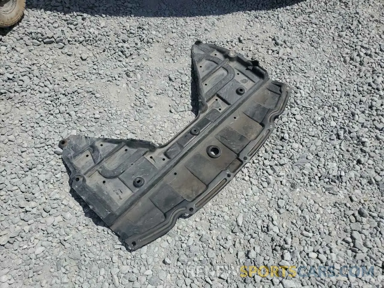 13 Photograph of a damaged car 5N1AT2MV4KC766162 NISSAN ROGUE 2019