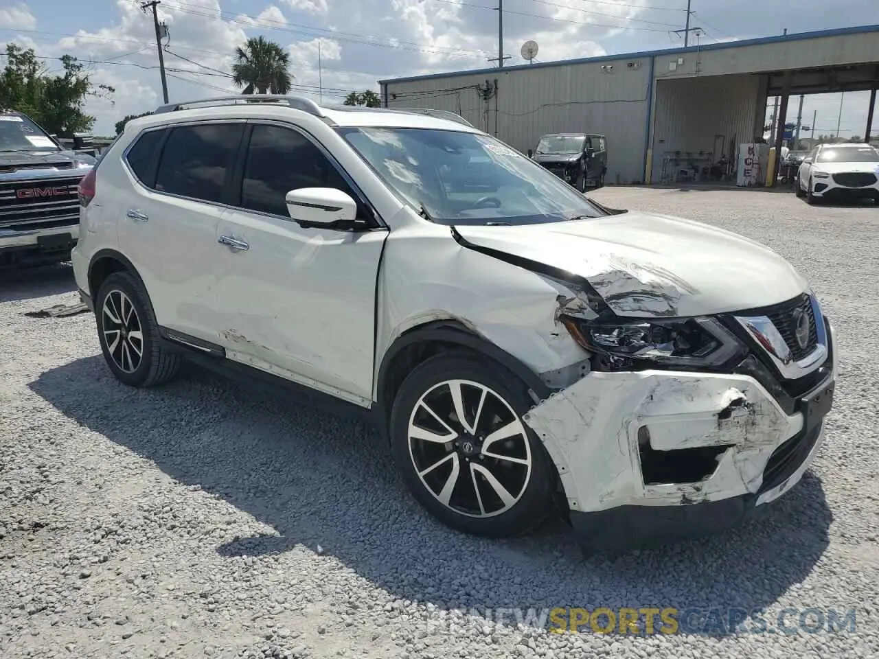 4 Photograph of a damaged car 5N1AT2MV4KC766162 NISSAN ROGUE 2019