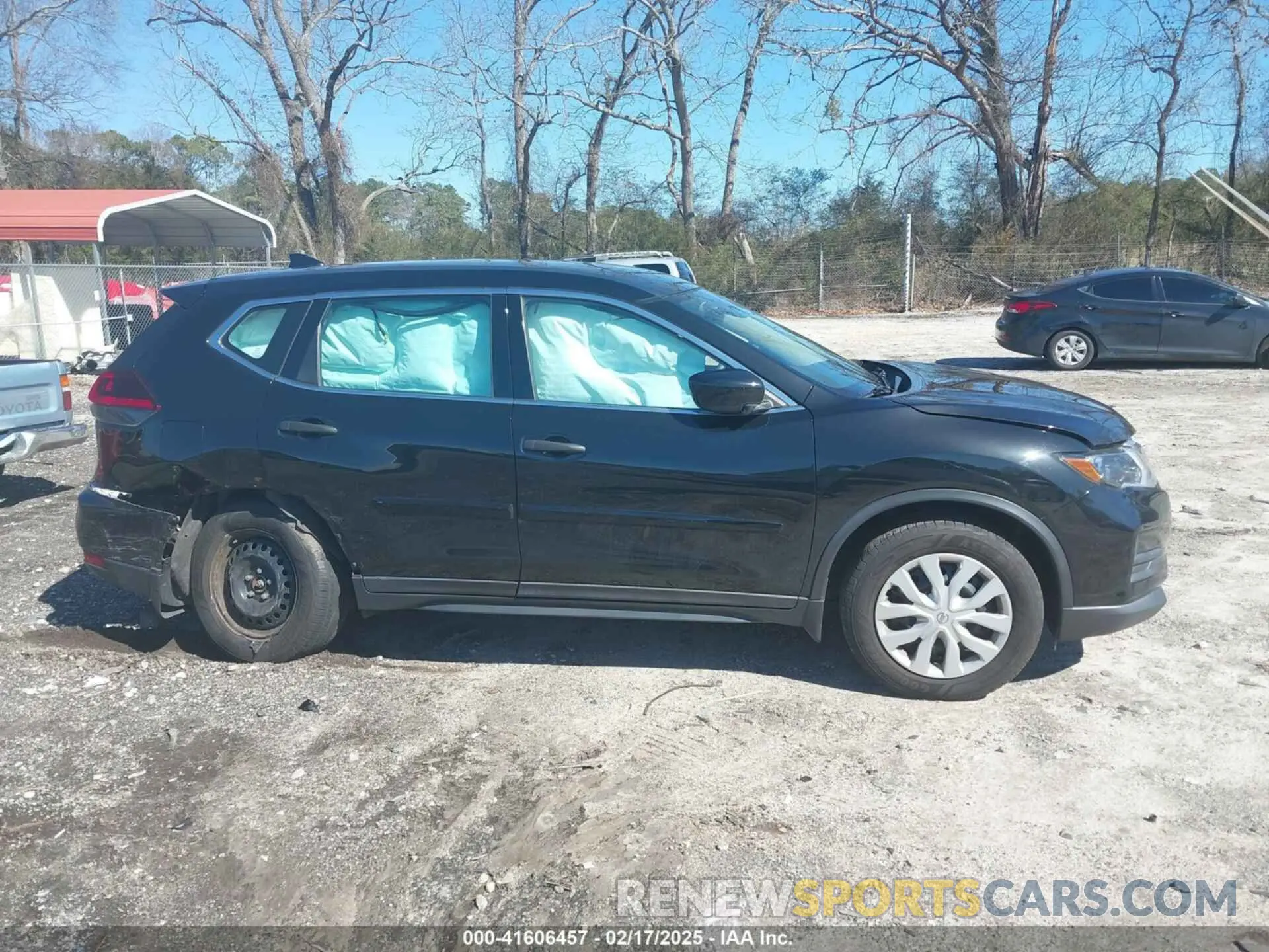 13 Photograph of a damaged car 5N1AT2MV4KC785326 NISSAN ROGUE 2019