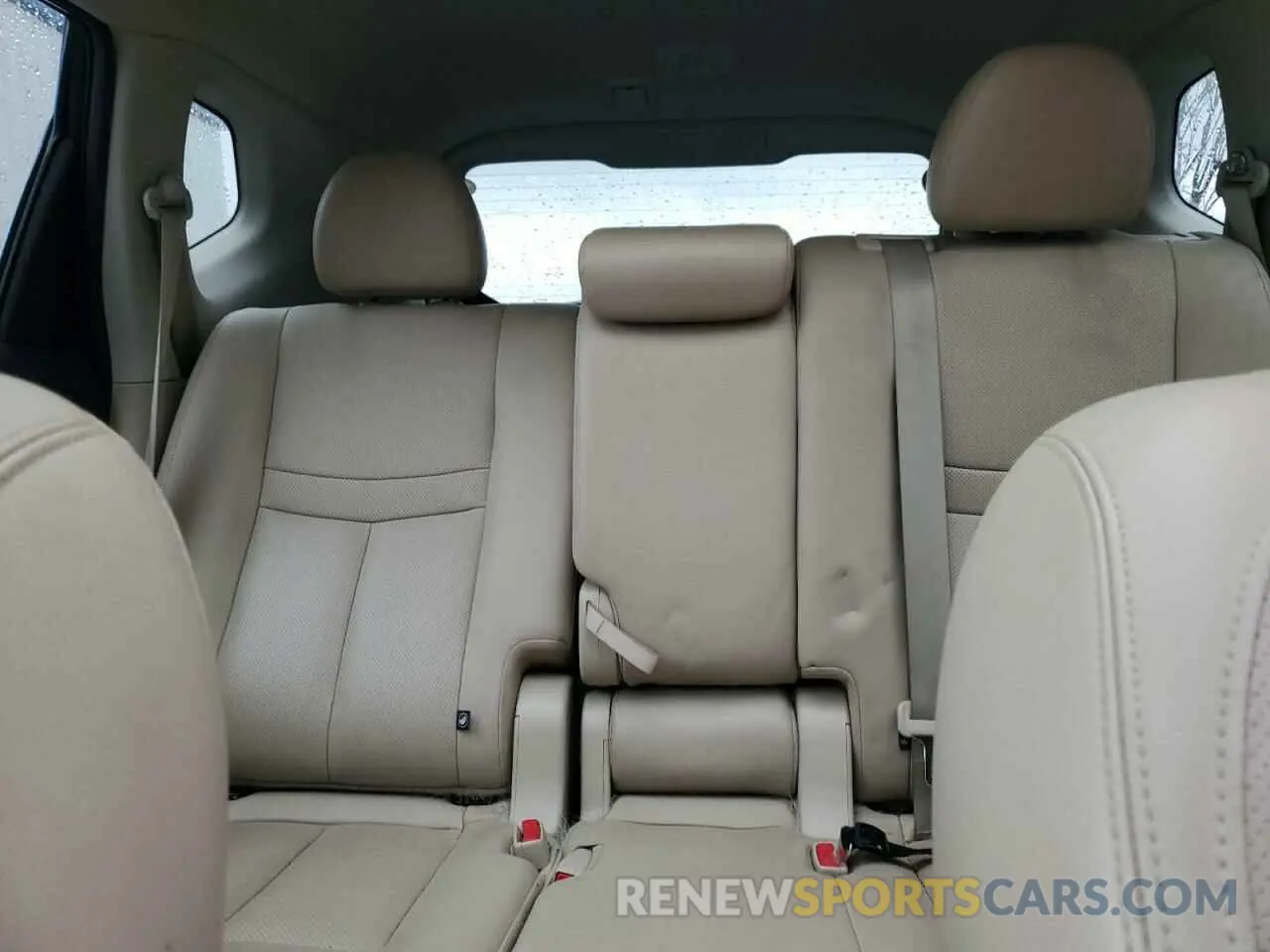 10 Photograph of a damaged car 5N1AT2MV4KC812380 NISSAN ROGUE 2019