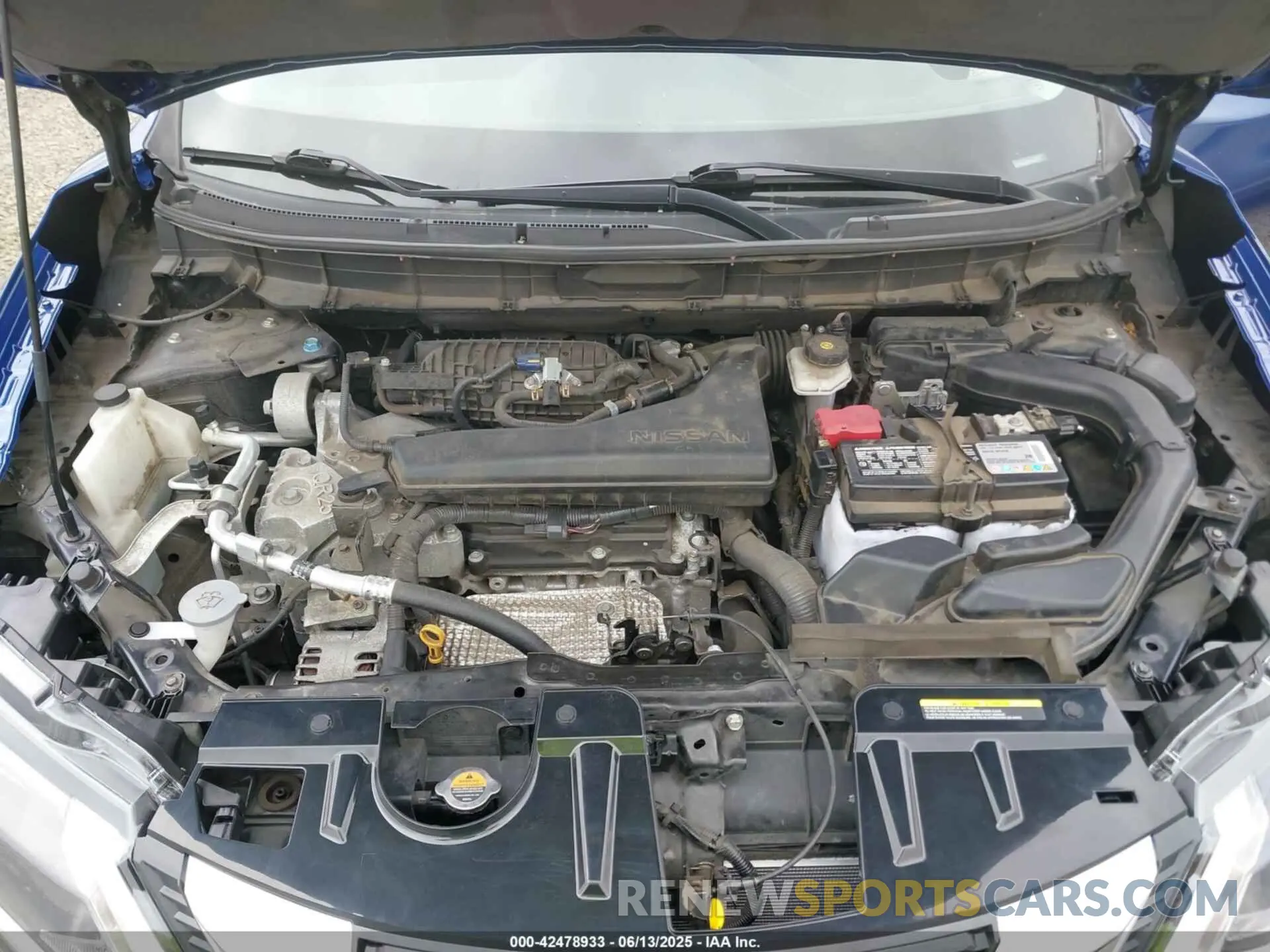 10 Photograph of a damaged car 5N1AT2MV5KC758717 NISSAN ROGUE 2019