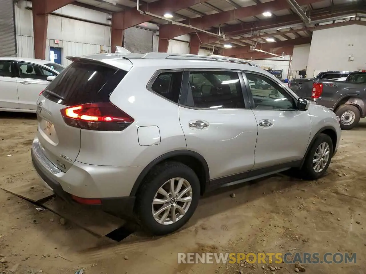 3 Фотография поврежденного автомобиля 5N1AT2MV5KC799378 NISSAN ROGUE 2019
