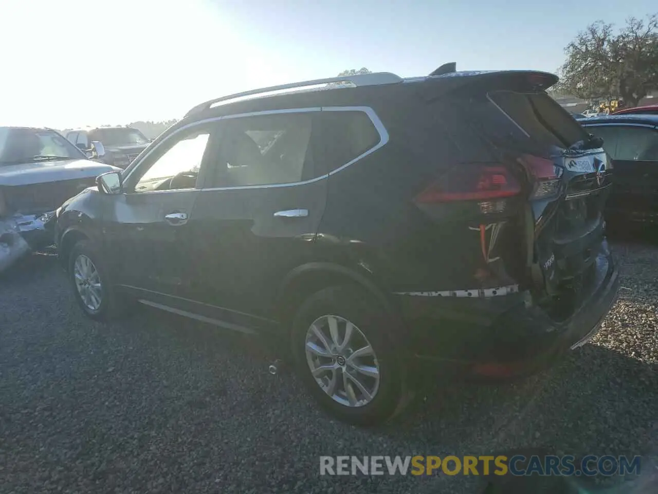 2 Photograph of a damaged car 5N1AT2MV5KC812291 NISSAN ROGUE 2019