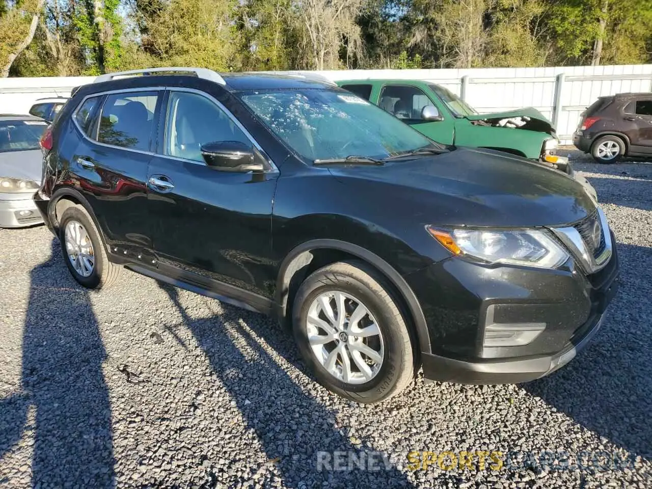 4 Photograph of a damaged car 5N1AT2MV5KC812291 NISSAN ROGUE 2019
