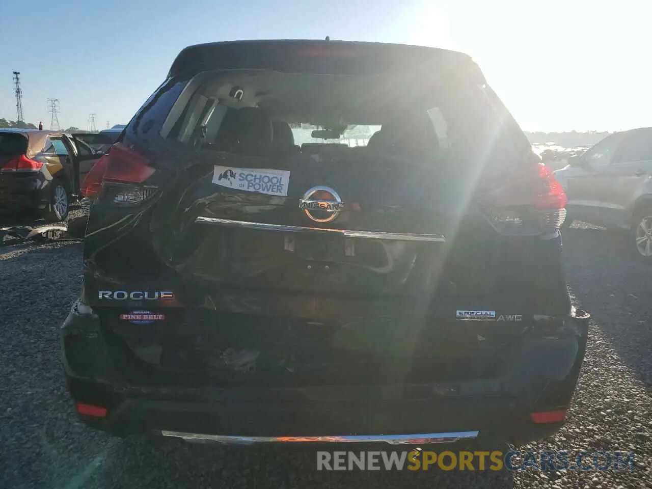 6 Photograph of a damaged car 5N1AT2MV5KC812291 NISSAN ROGUE 2019