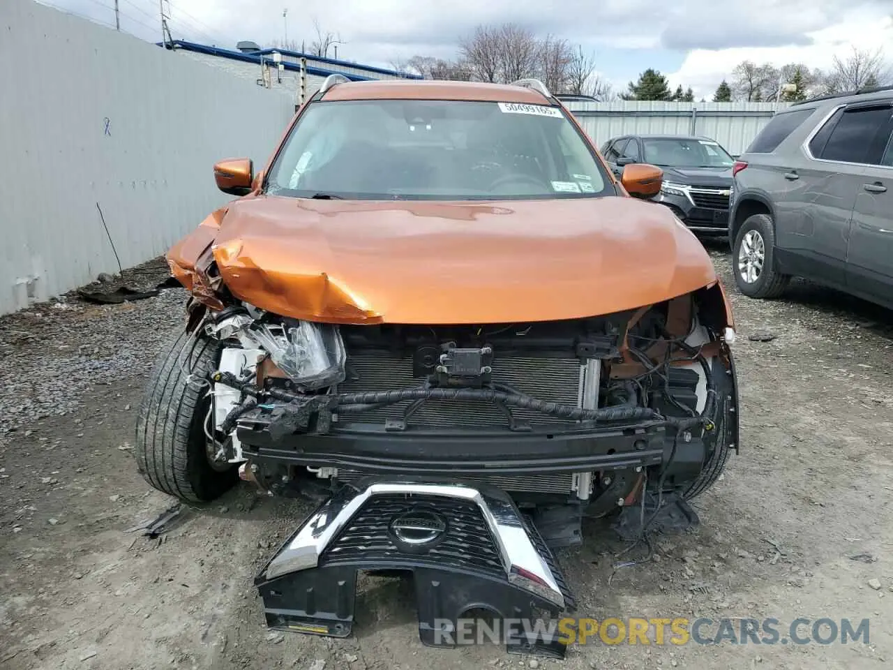 5 Photograph of a damaged car 5N1AT2MV6KC798403 NISSAN ROGUE 2019