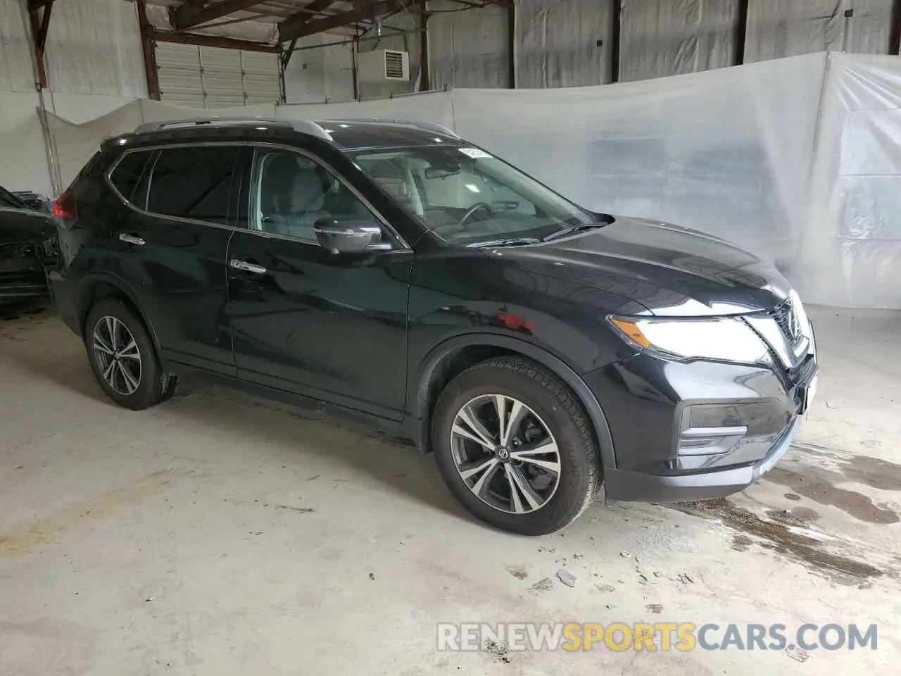 4 Photograph of a damaged car 5N1AT2MV6KC799423 NISSAN ROGUE 2019