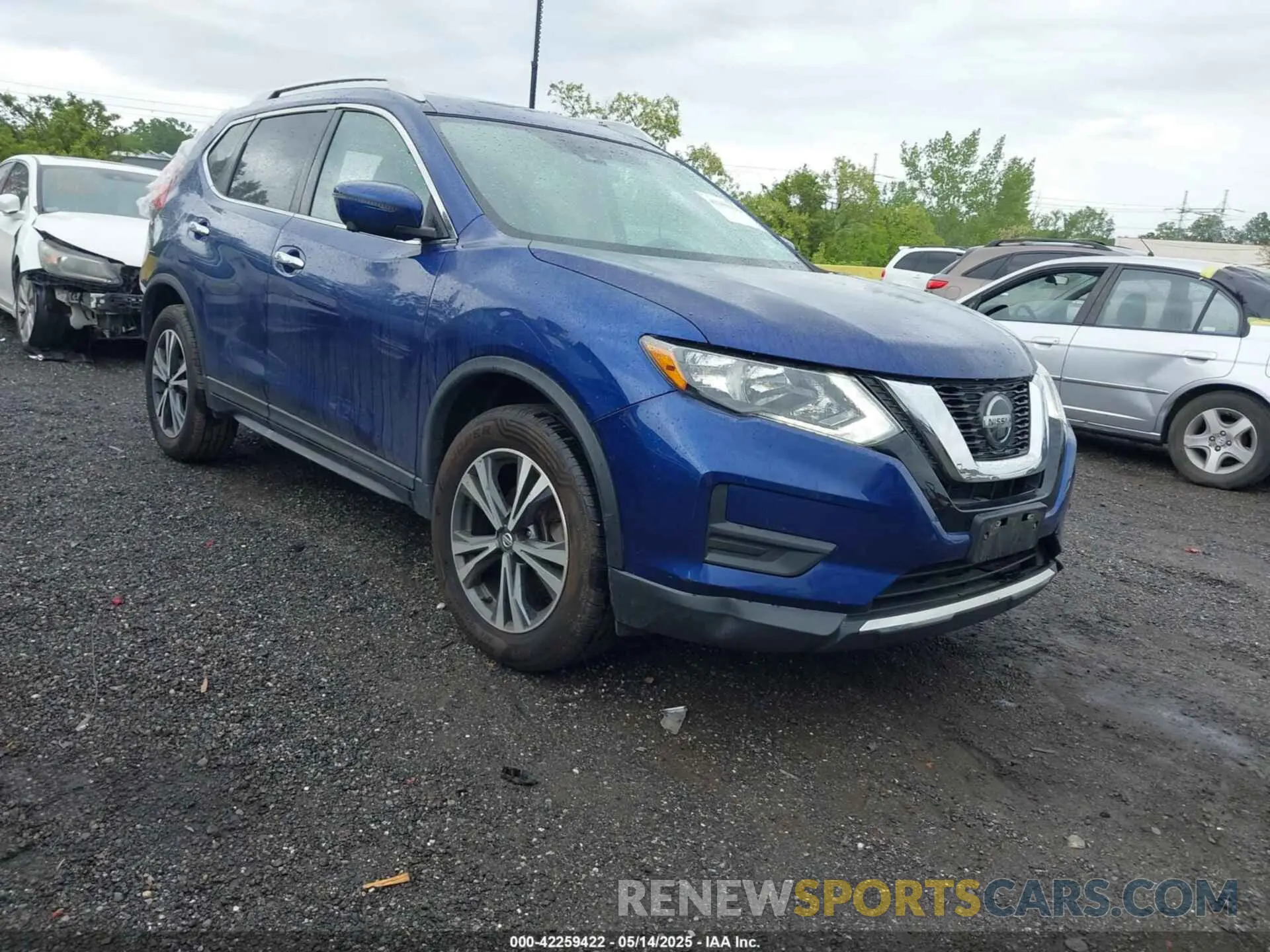 1 Photograph of a damaged car 5N1AT2MV7KC718607 NISSAN ROGUE 2019