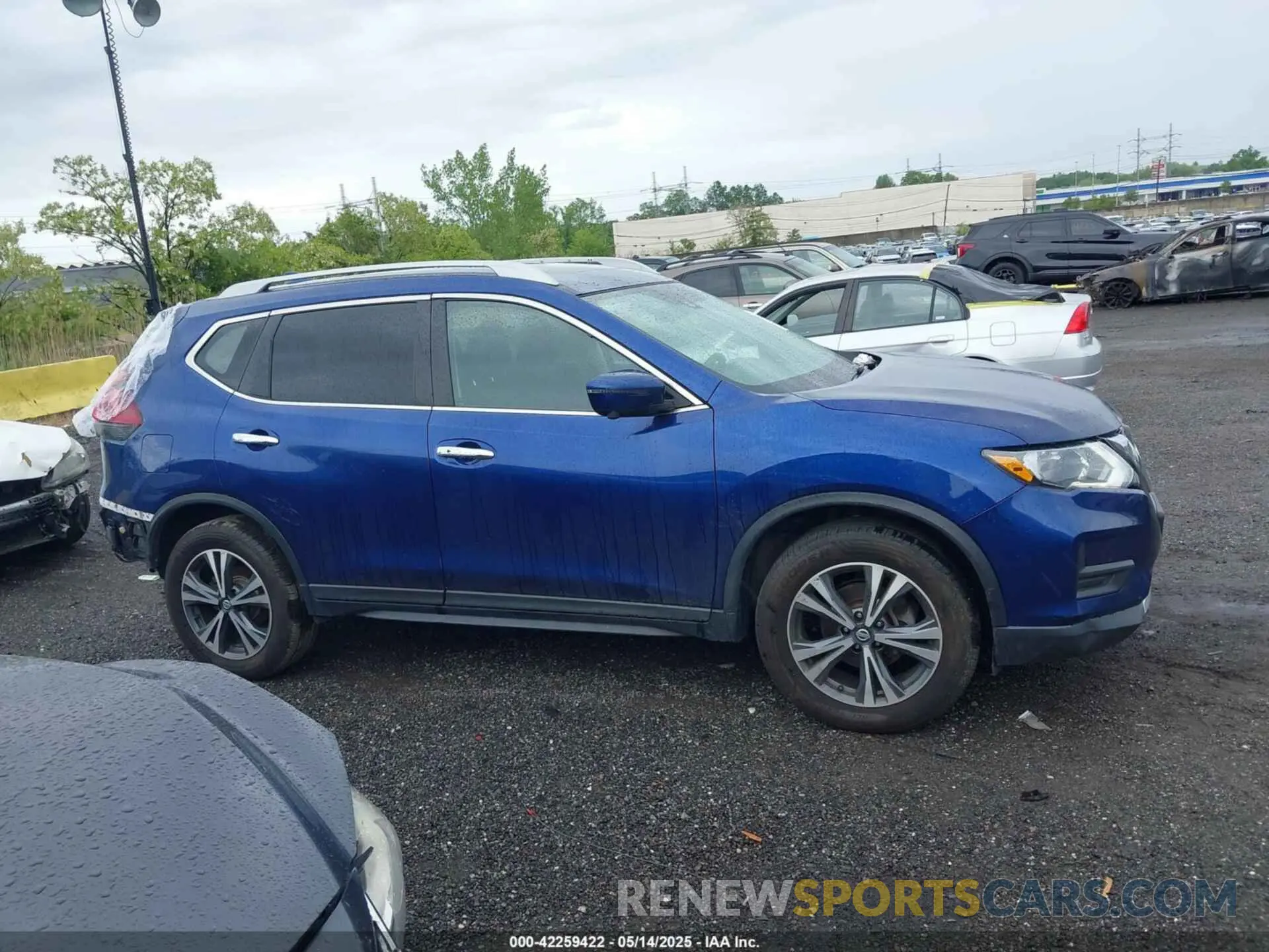 13 Photograph of a damaged car 5N1AT2MV7KC718607 NISSAN ROGUE 2019