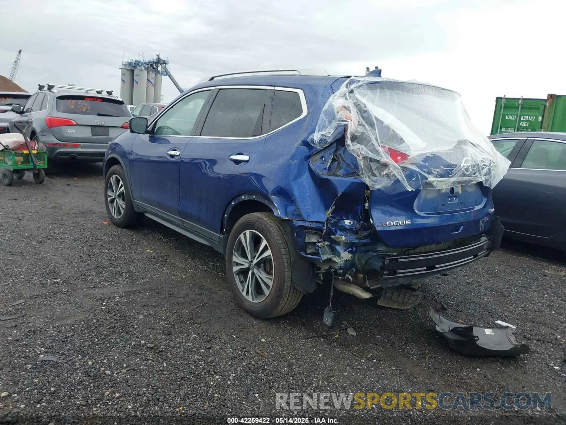 3 Photograph of a damaged car 5N1AT2MV7KC718607 NISSAN ROGUE 2019