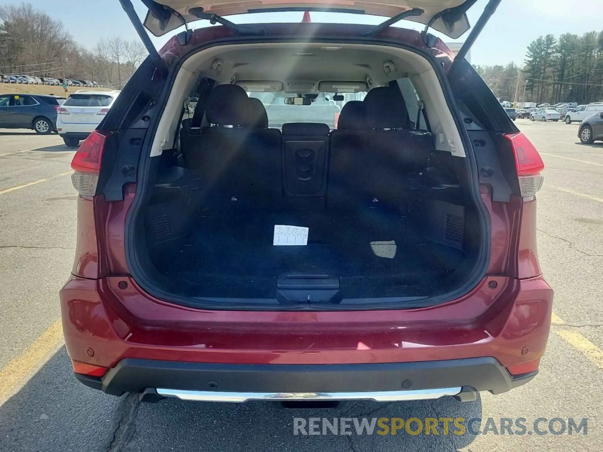 1 Фотография поврежденного автомобиля 5N1AT2MV7KC719613 NISSAN ROGUE 2019