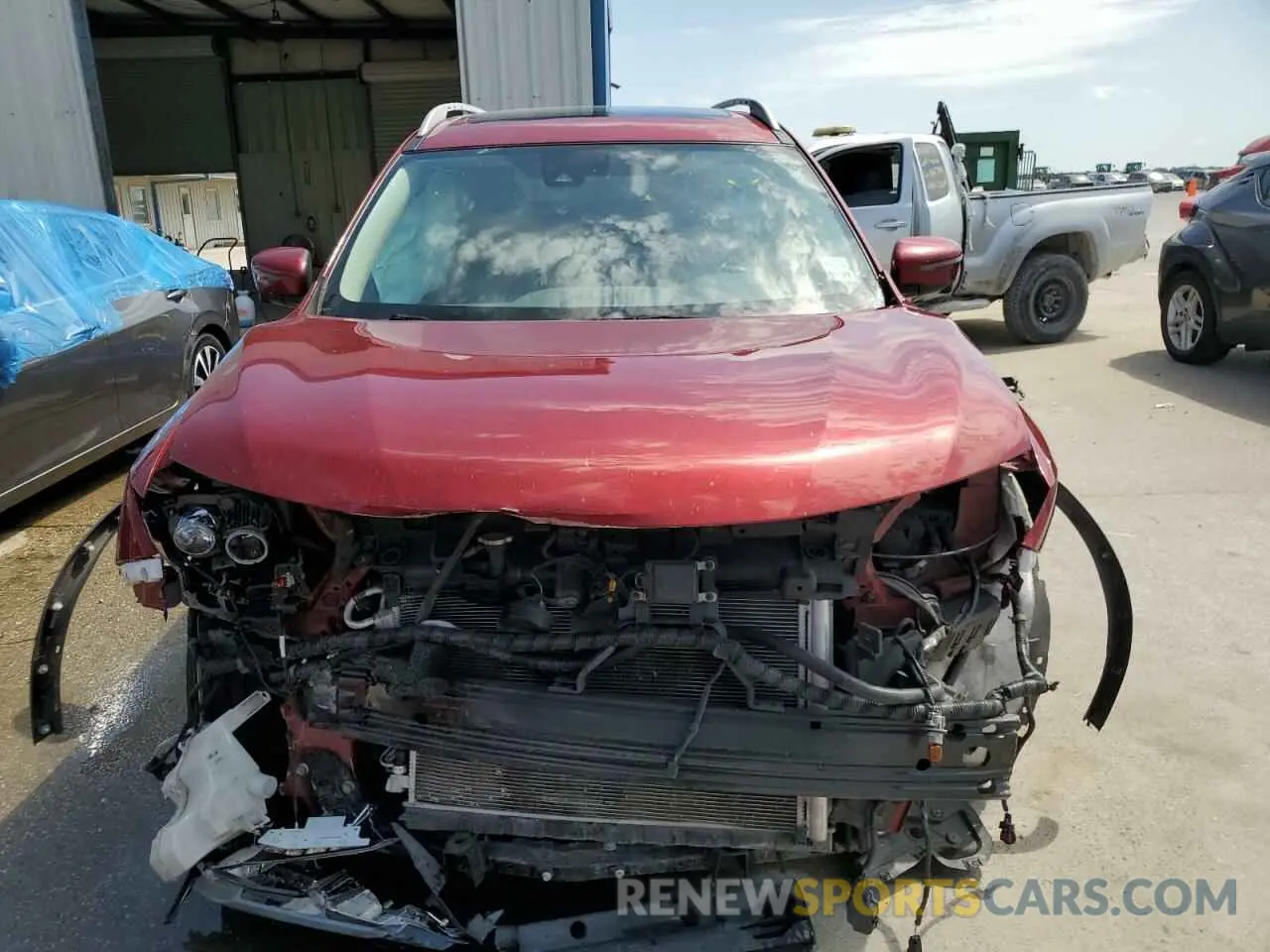 5 Photograph of a damaged car 5N1AT2MV7KC756628 NISSAN ROGUE 2019