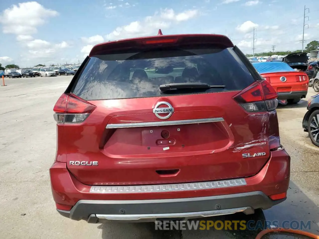 6 Photograph of a damaged car 5N1AT2MV7KC756628 NISSAN ROGUE 2019