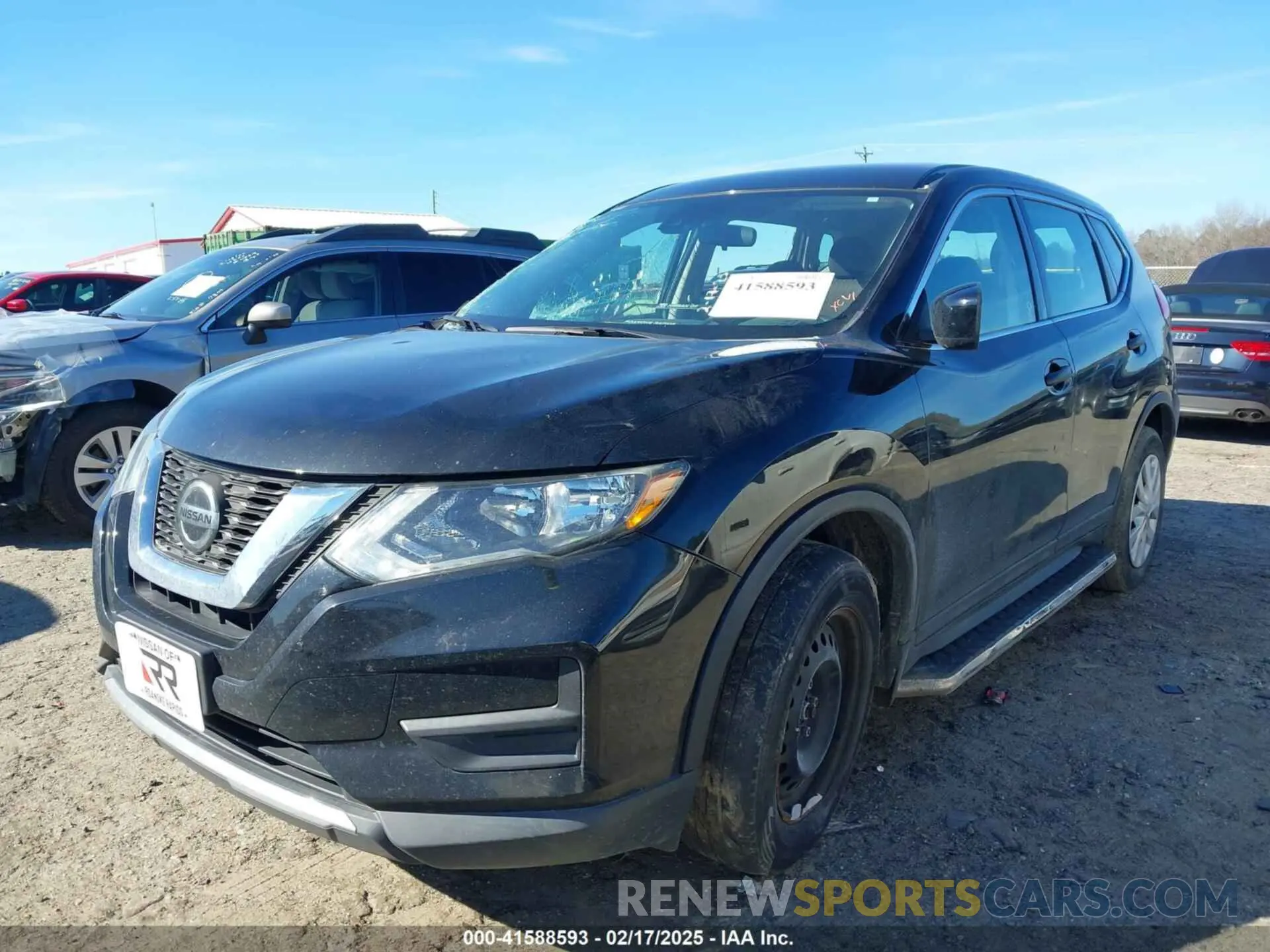 2 Photograph of a damaged car 5N1AT2MV7KC800997 NISSAN ROGUE 2019