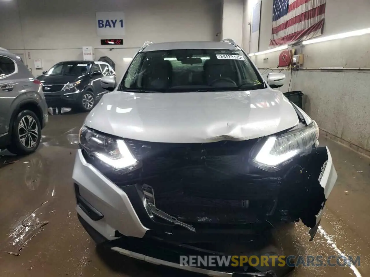 5 Photograph of a damaged car 5N1AT2MV7KC843154 NISSAN ROGUE 2019