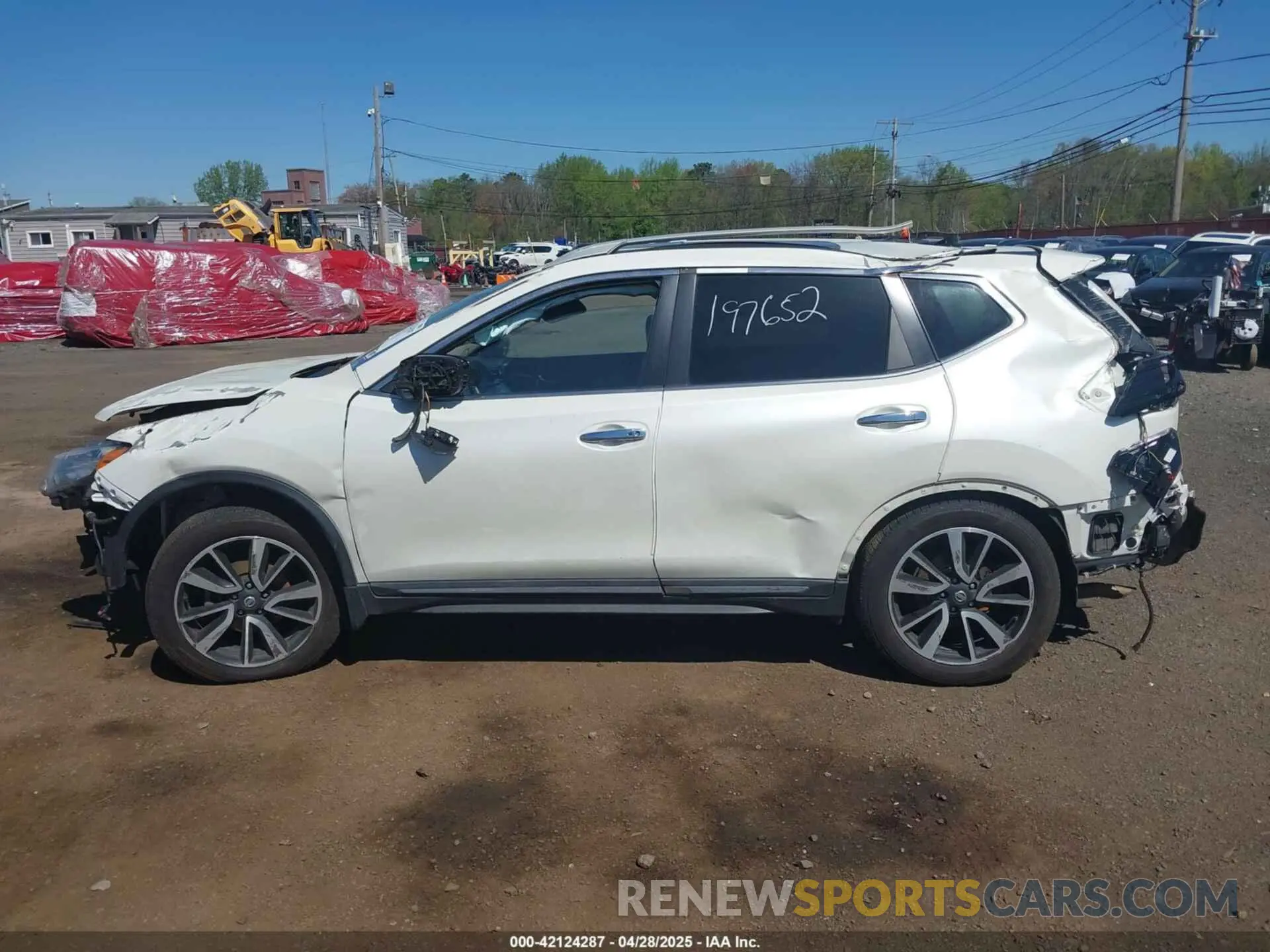 14 Photograph of a damaged car 5N1AT2MV8KC728532 NISSAN ROGUE 2019