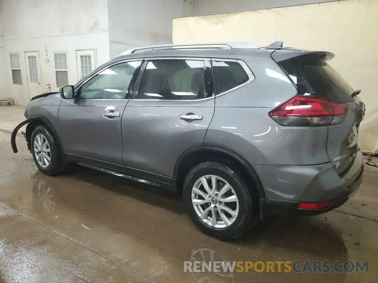 2 Photograph of a damaged car 5N1AT2MV8KC738798 NISSAN ROGUE 2019