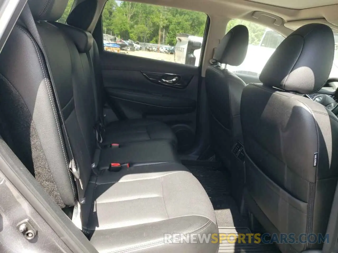 11 Photograph of a damaged car 5N1AT2MV8KC742494 NISSAN ROGUE 2019