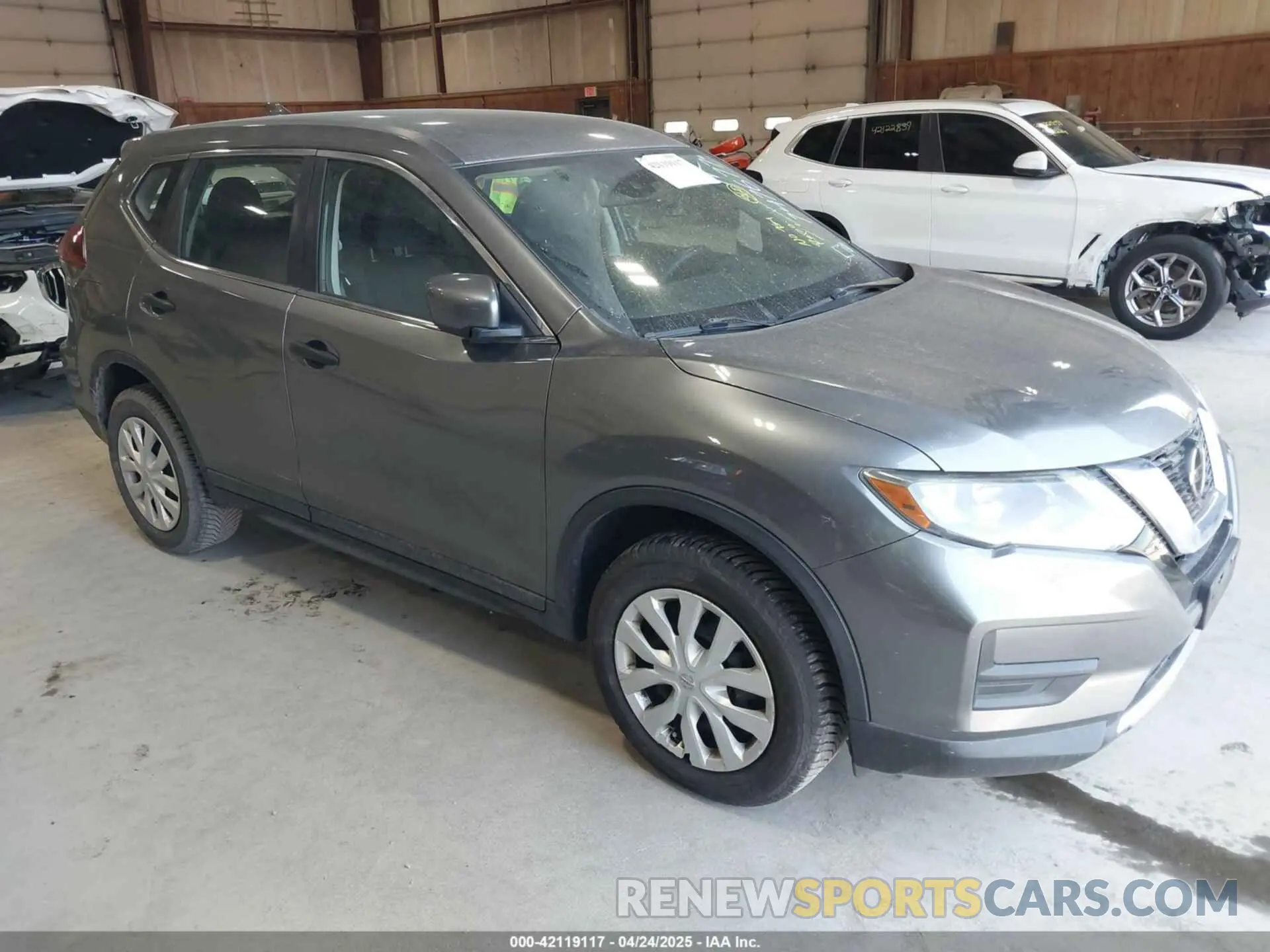 1 Фотография поврежденного автомобиля 5N1AT2MV8KC747677 NISSAN ROGUE 2019