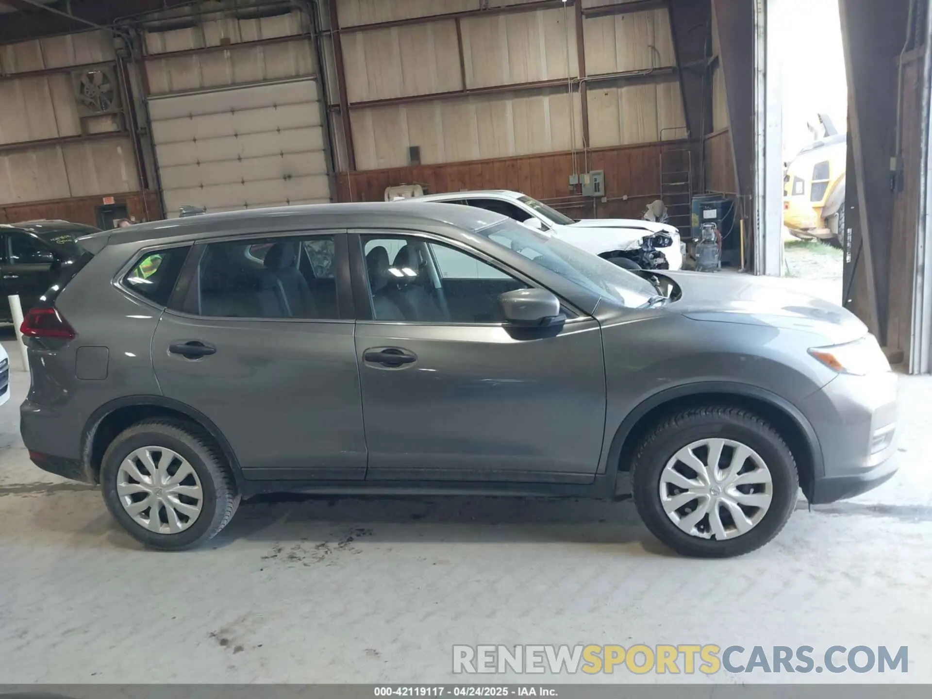 12 Фотография поврежденного автомобиля 5N1AT2MV8KC747677 NISSAN ROGUE 2019