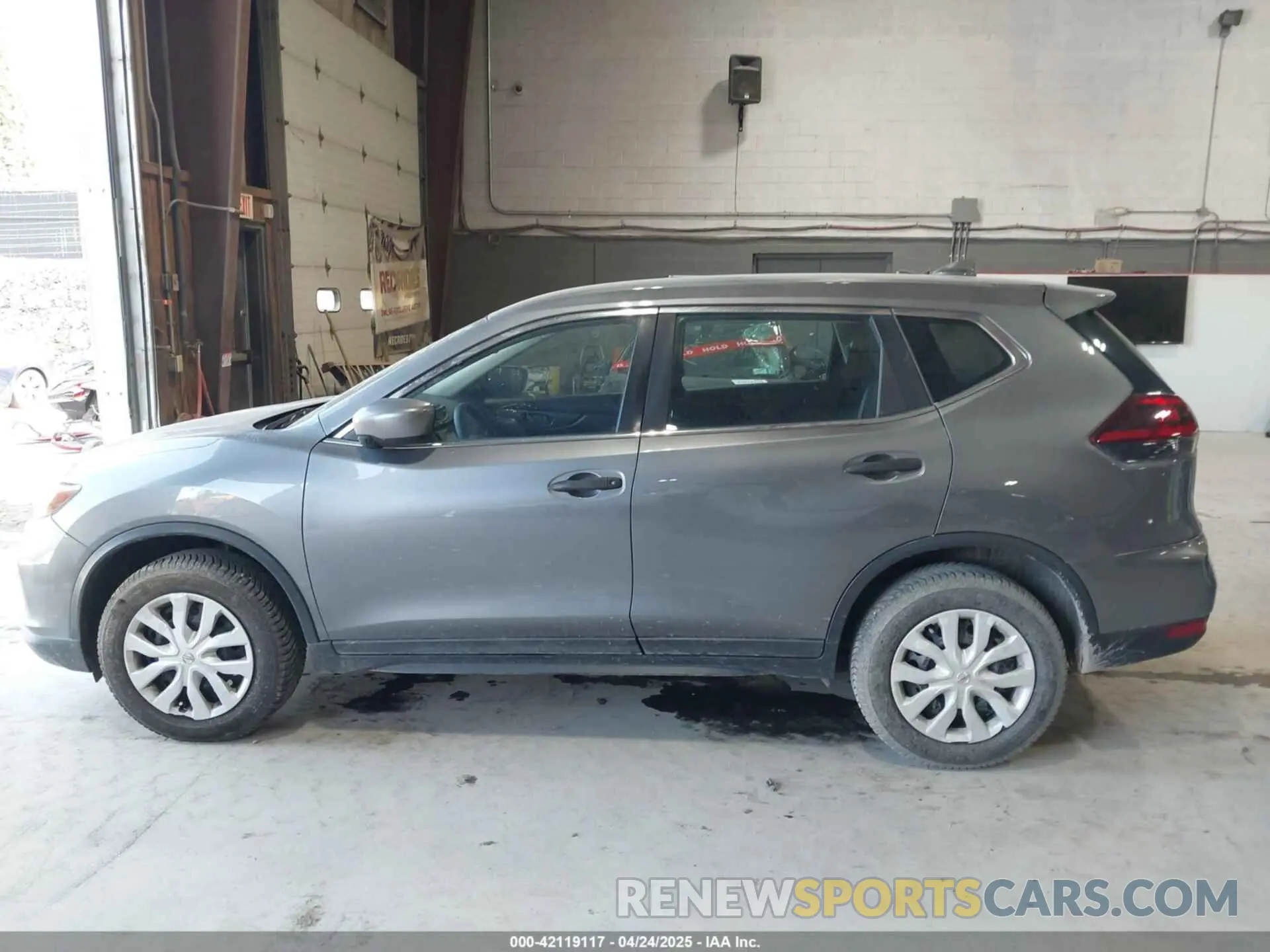 13 Фотография поврежденного автомобиля 5N1AT2MV8KC747677 NISSAN ROGUE 2019