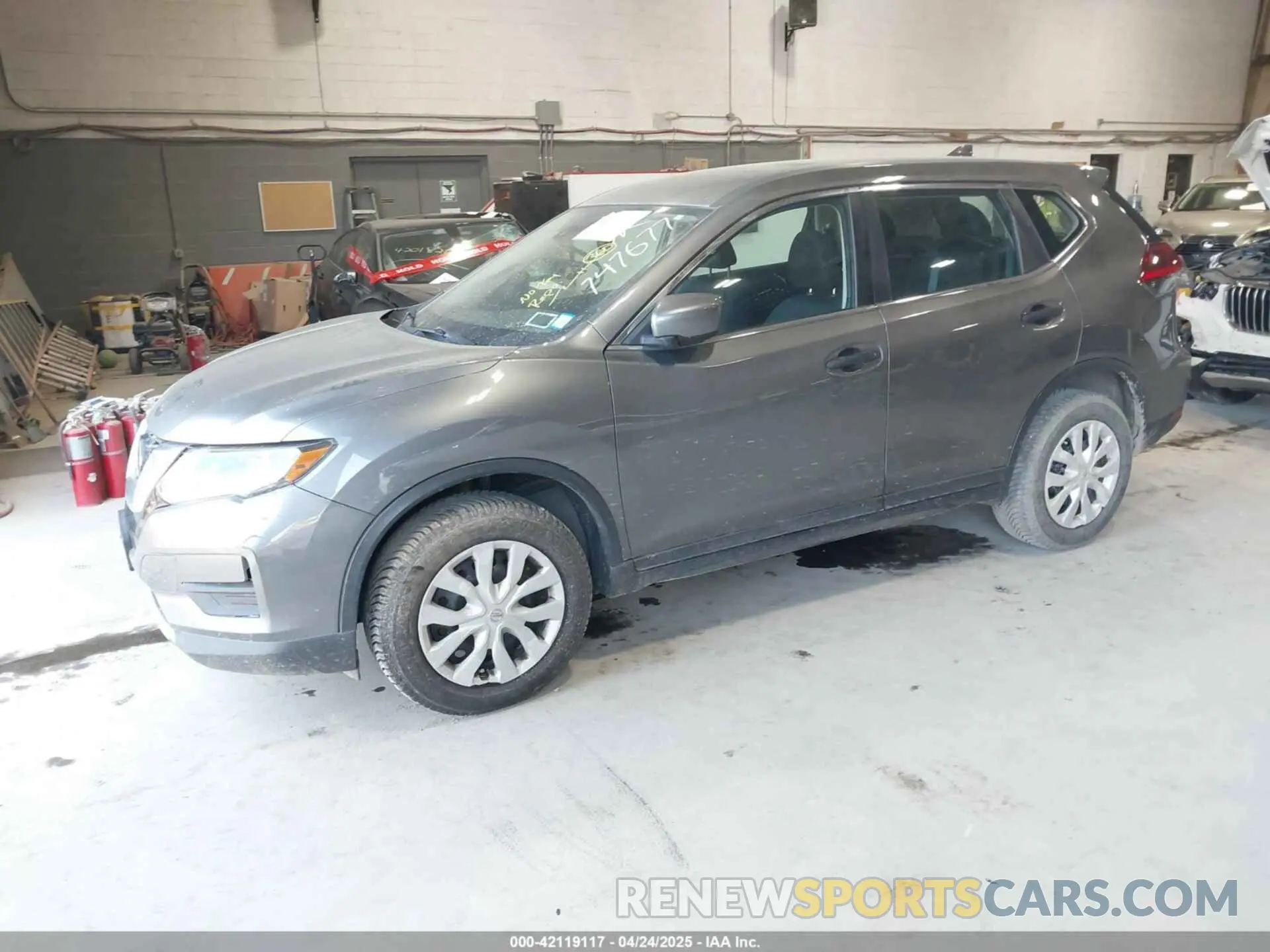 2 Фотография поврежденного автомобиля 5N1AT2MV8KC747677 NISSAN ROGUE 2019