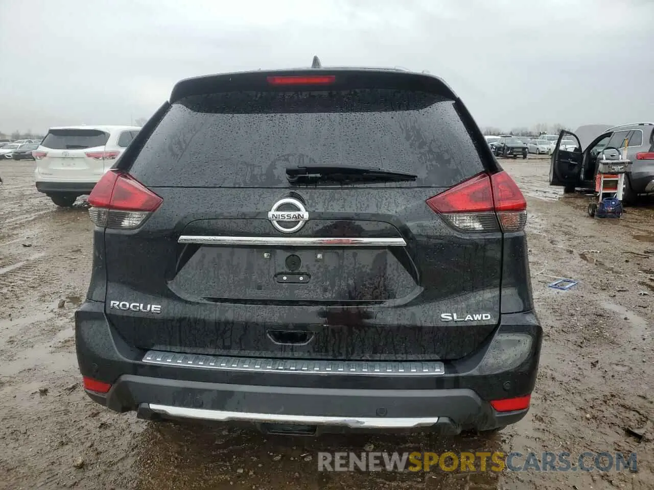 6 Photograph of a damaged car 5N1AT2MV8KC830994 NISSAN ROGUE 2019