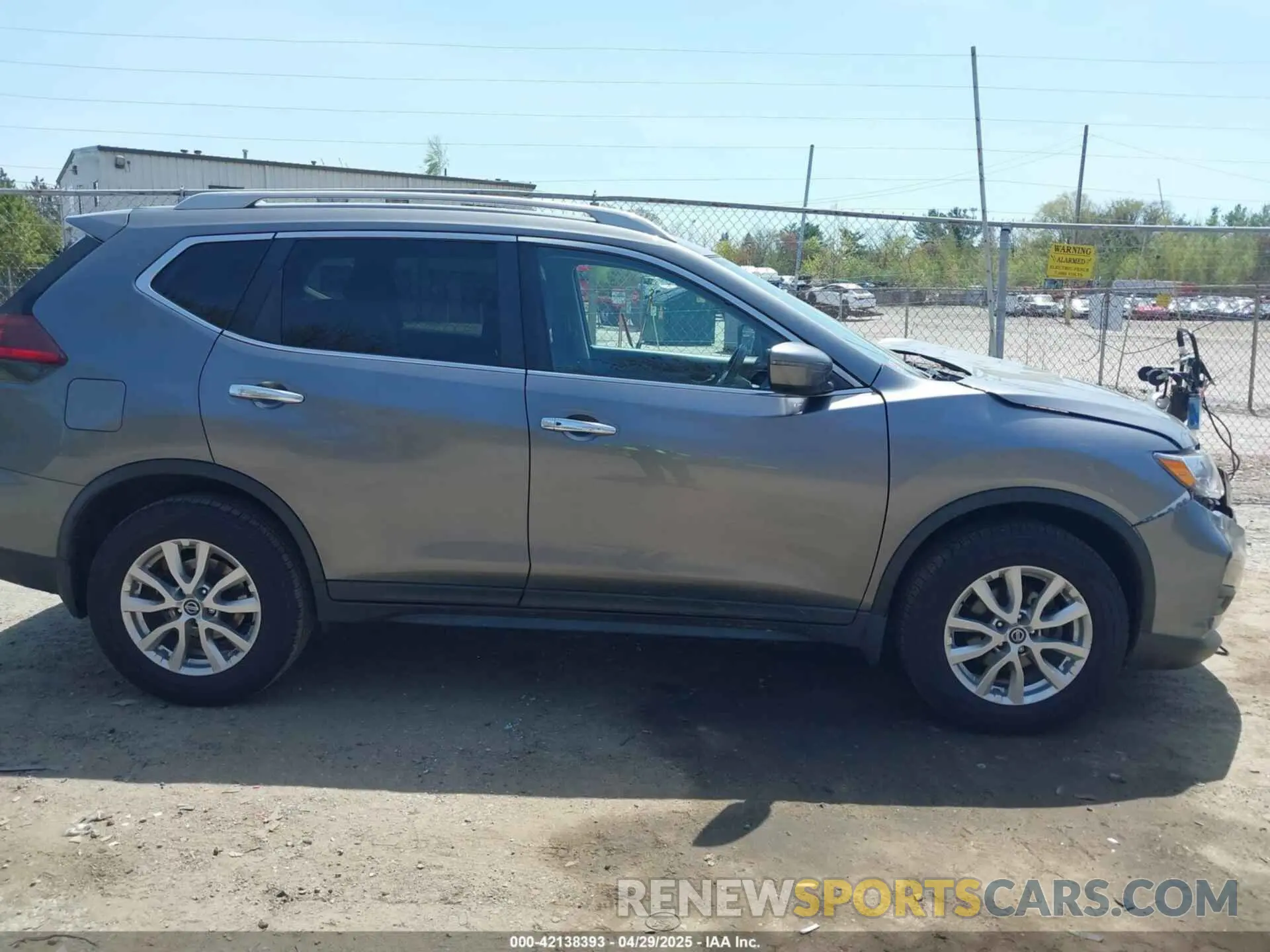 13 Photograph of a damaged car 5N1AT2MV9KC770000 NISSAN ROGUE 2019