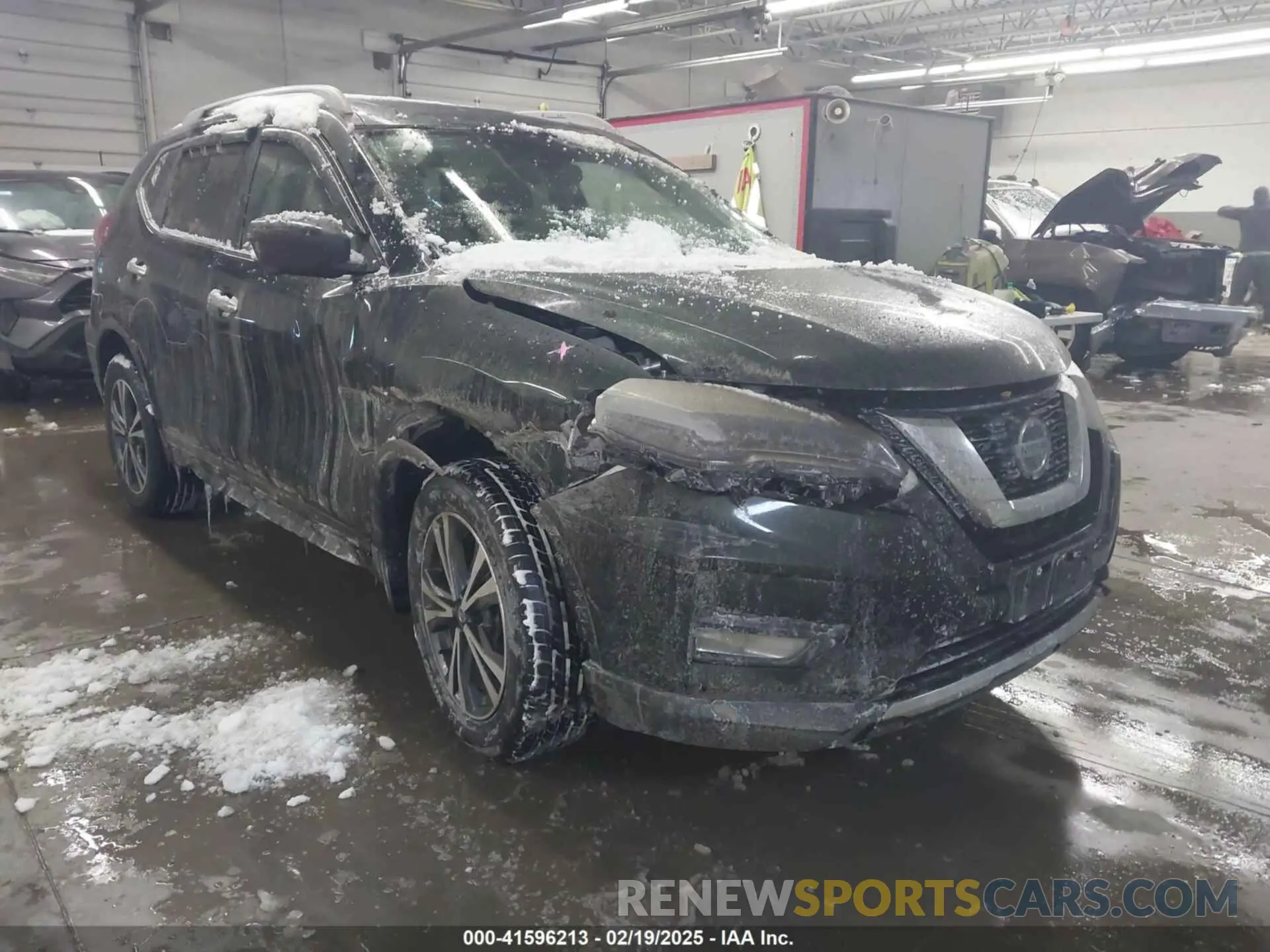 1 Photograph of a damaged car 5N1AT2MV9KC803609 NISSAN ROGUE 2019