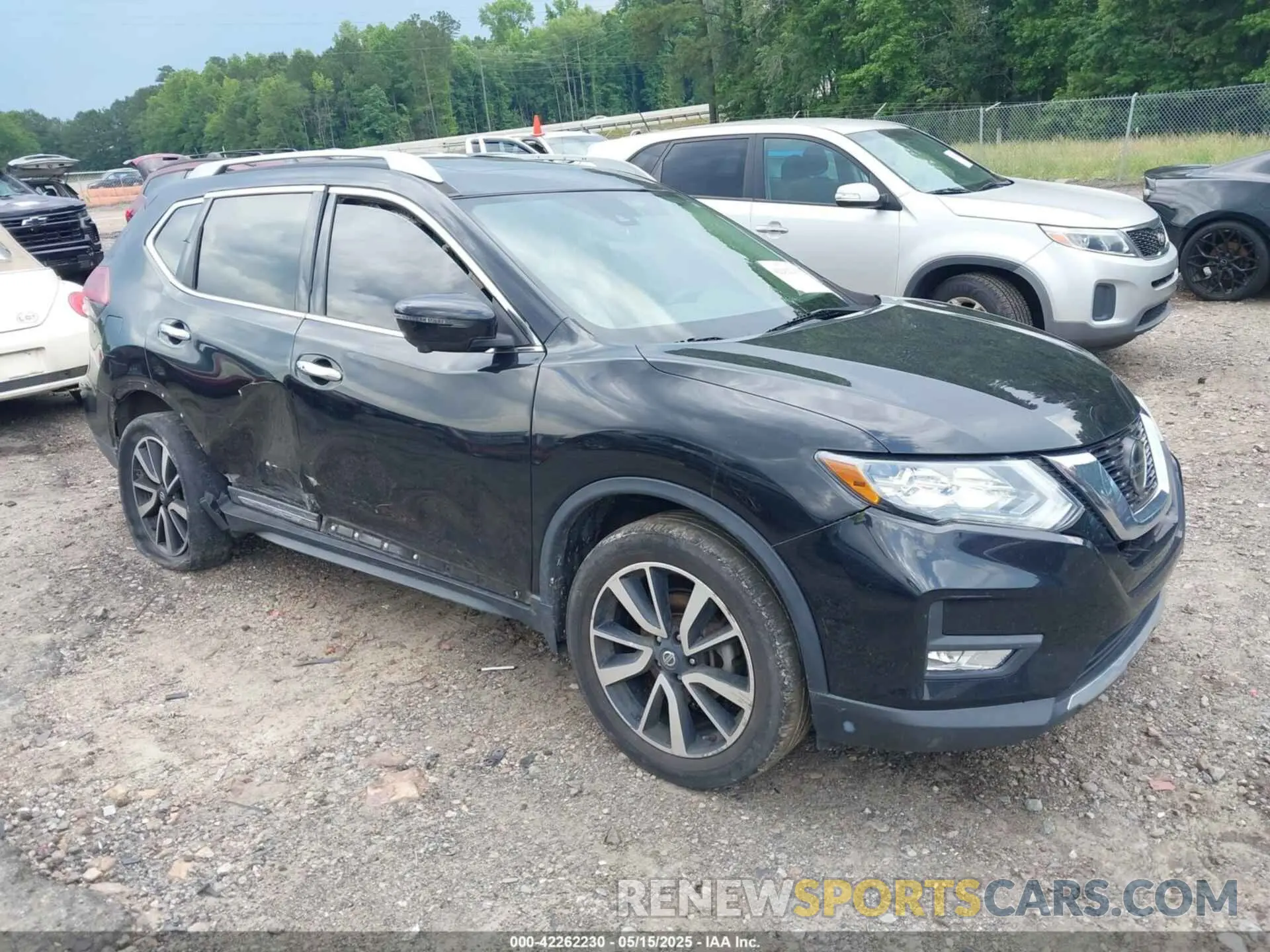 1 Photograph of a damaged car 5N1AT2MVXKC713921 NISSAN ROGUE 2019