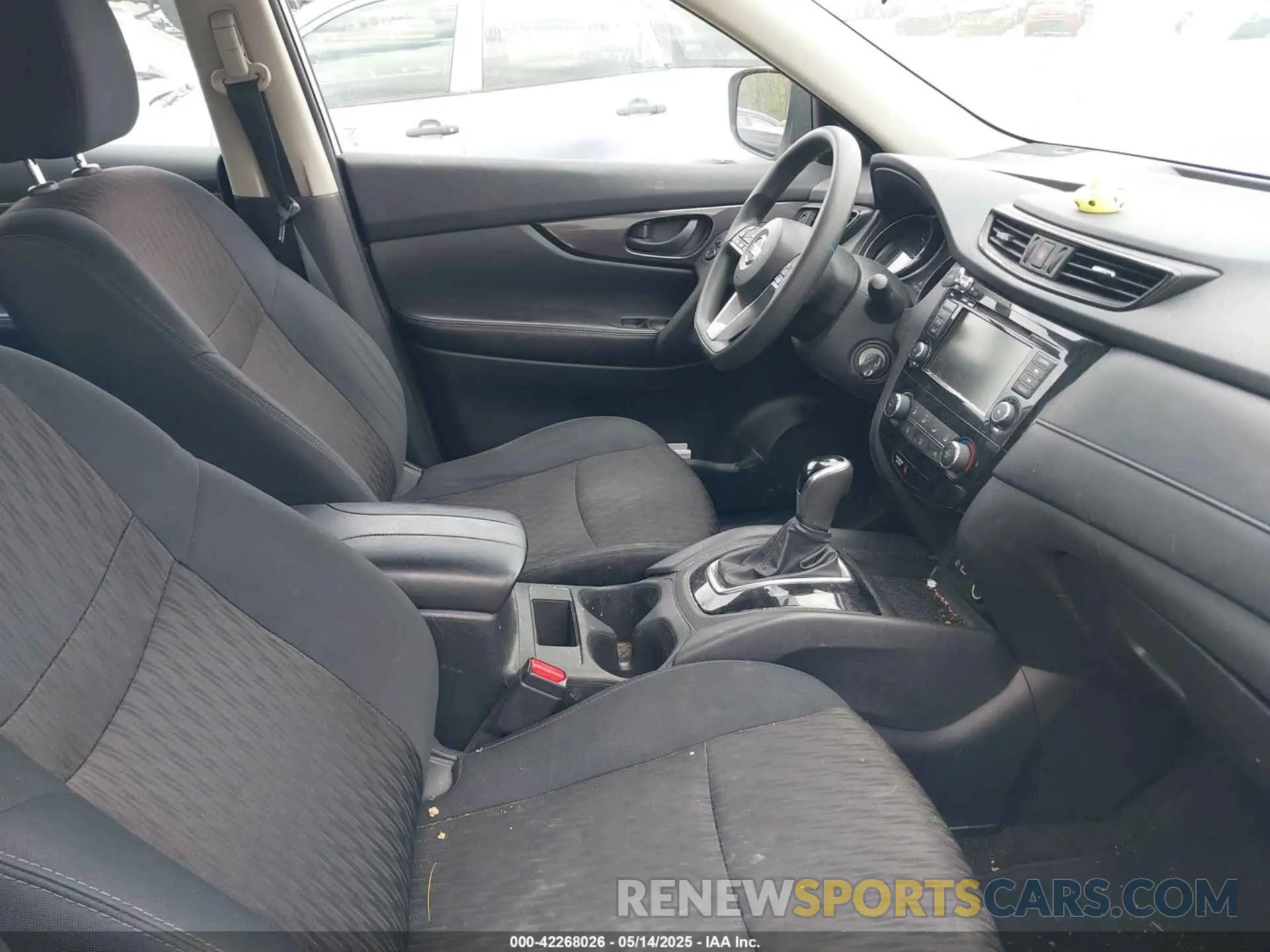 5 Фотография поврежденного автомобиля 5N1AT2MVXKC717242 NISSAN ROGUE 2019