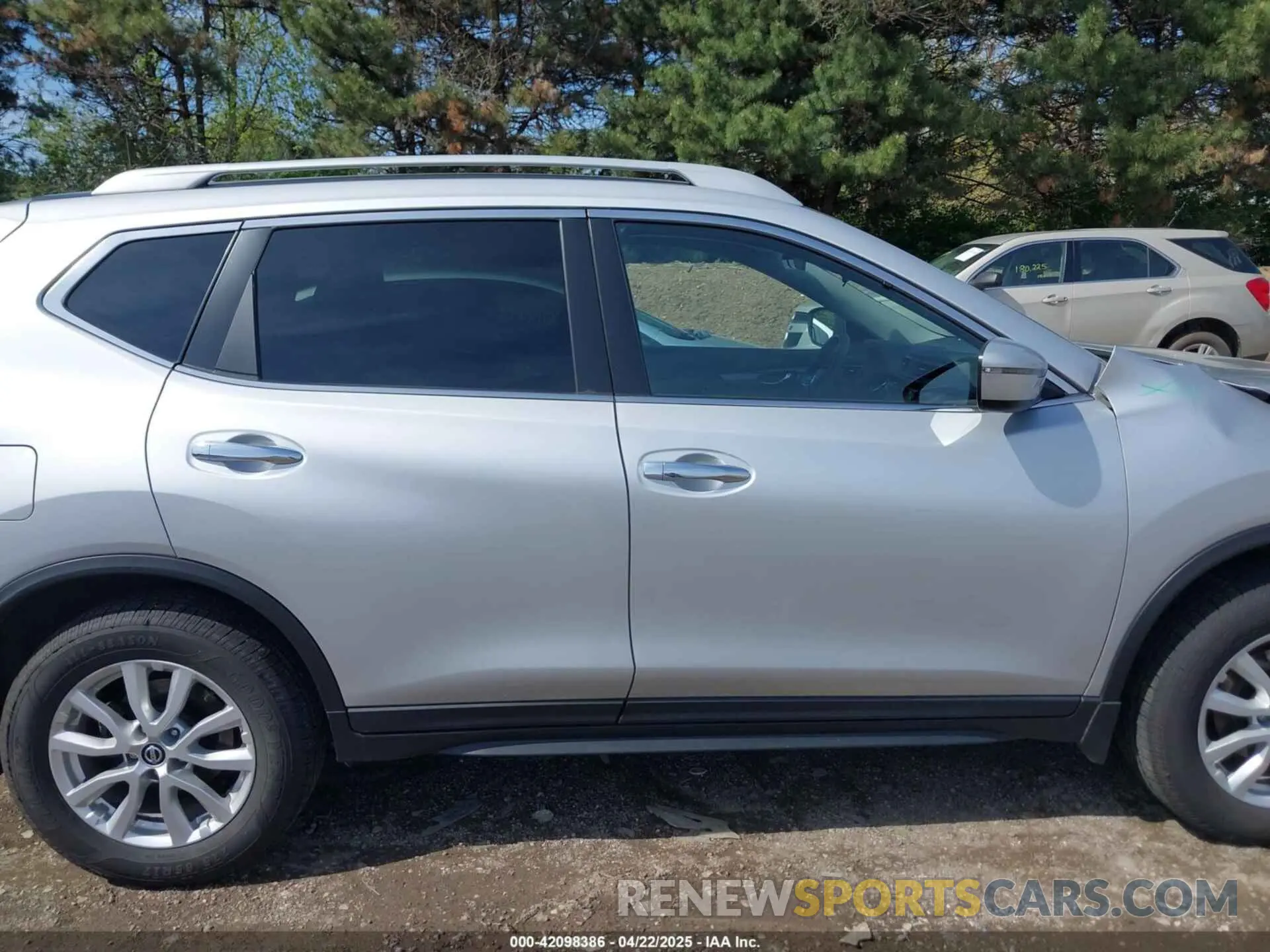 14 Фотография поврежденного автомобиля 5N1AT2MVXKC799022 NISSAN ROGUE 2019