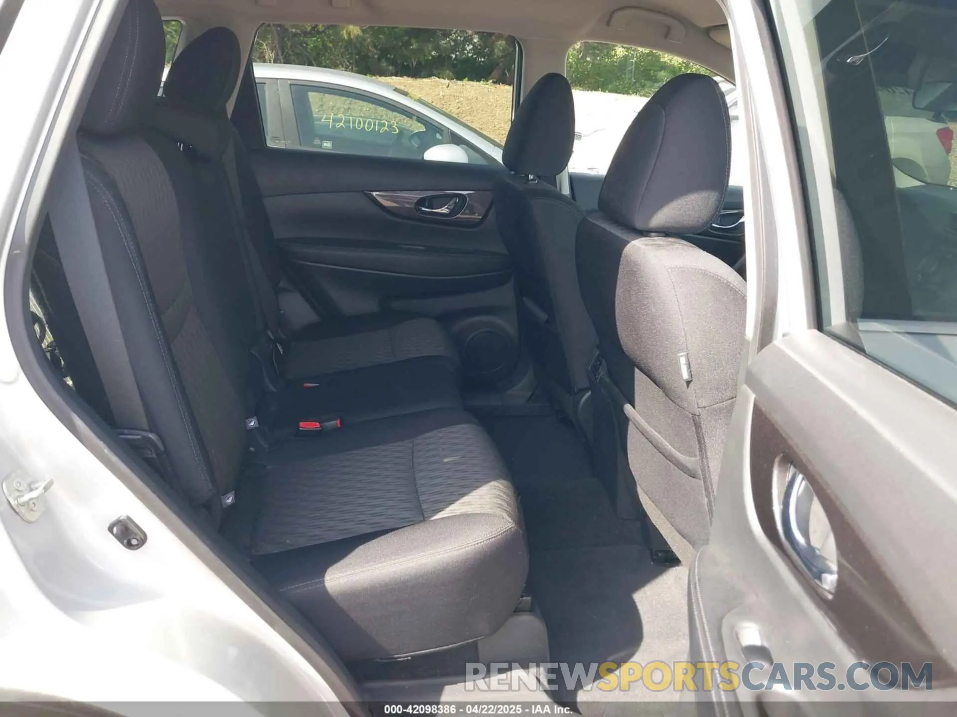 8 Фотография поврежденного автомобиля 5N1AT2MVXKC799022 NISSAN ROGUE 2019