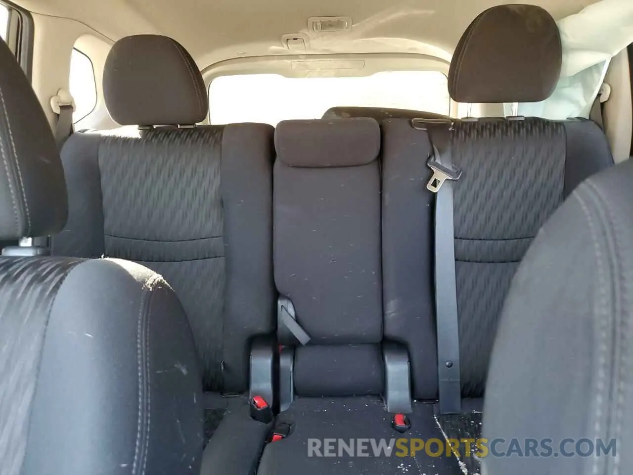 10 Photograph of a damaged car 5N1AT2MVXKC816742 NISSAN ROGUE 2019