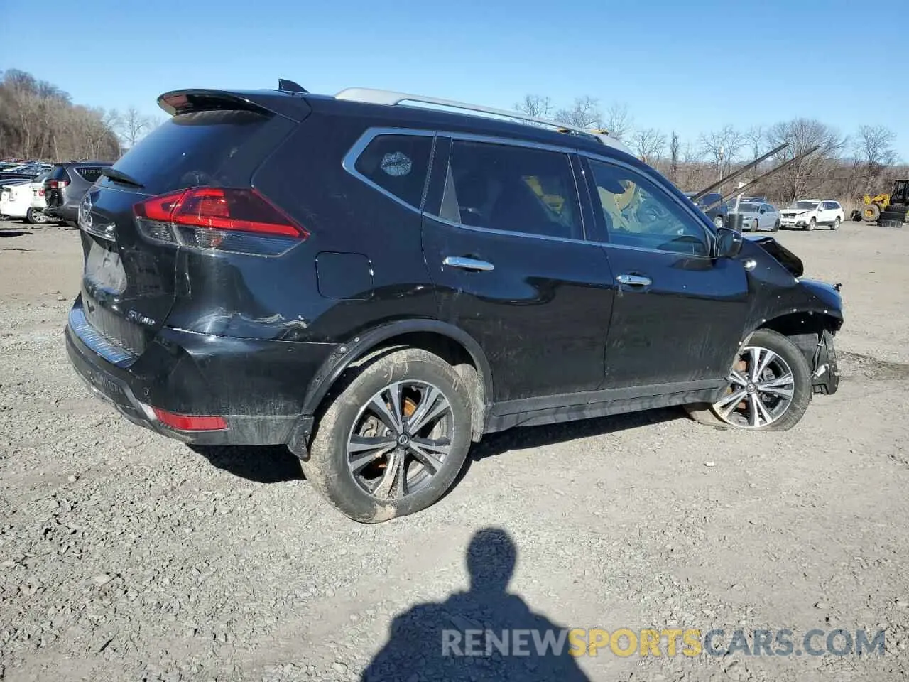 3 Photograph of a damaged car 5N1AT2MVXKC816742 NISSAN ROGUE 2019