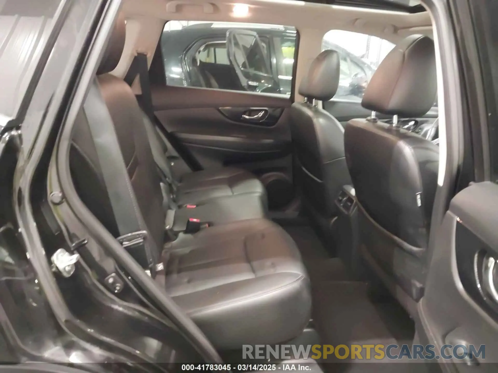 8 Photograph of a damaged car 5N1AT2MVXKC831340 NISSAN ROGUE 2019