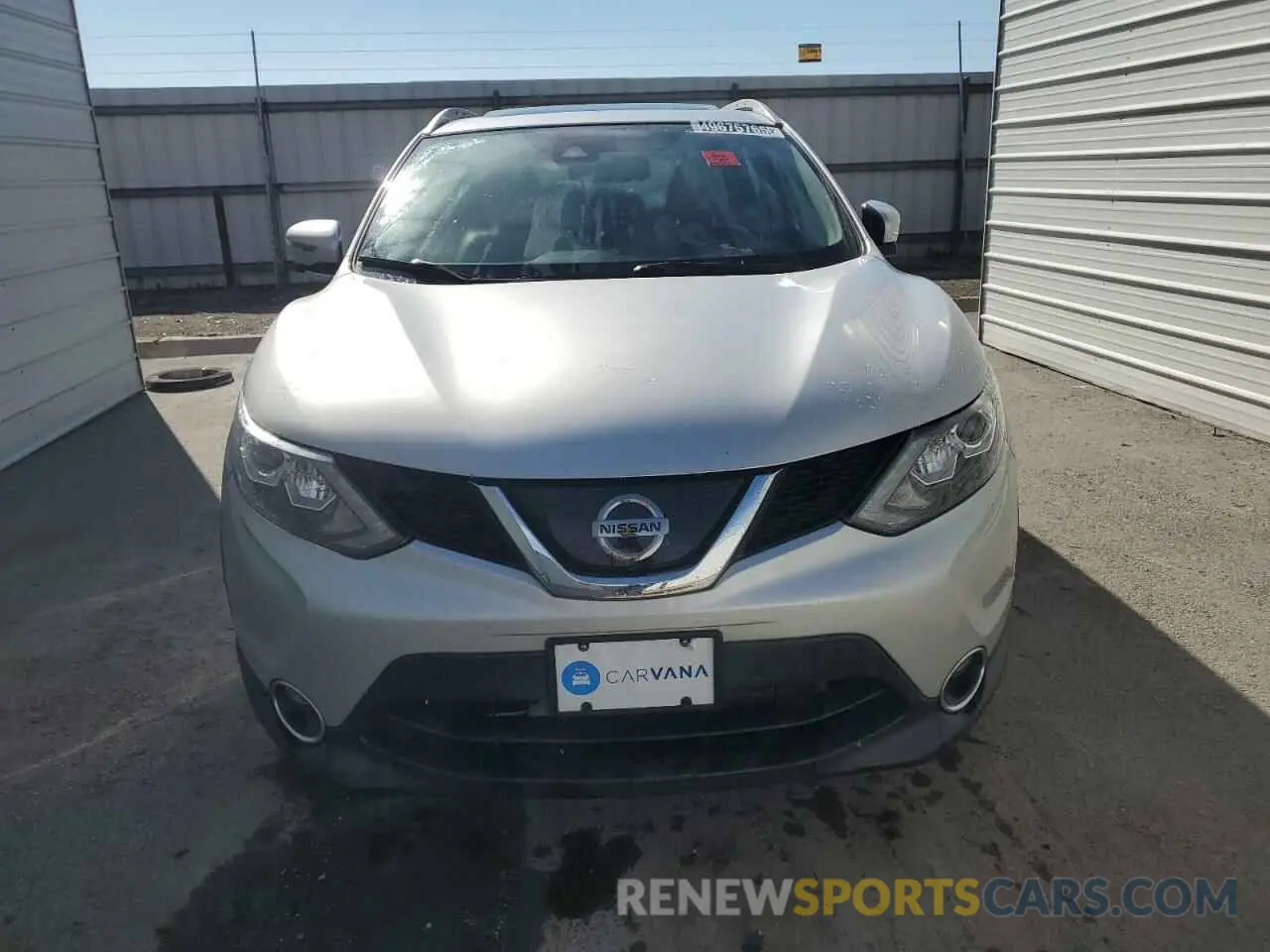 5 Photograph of a damaged car JN1BJ1CP0KW225428 NISSAN ROGUE 2019