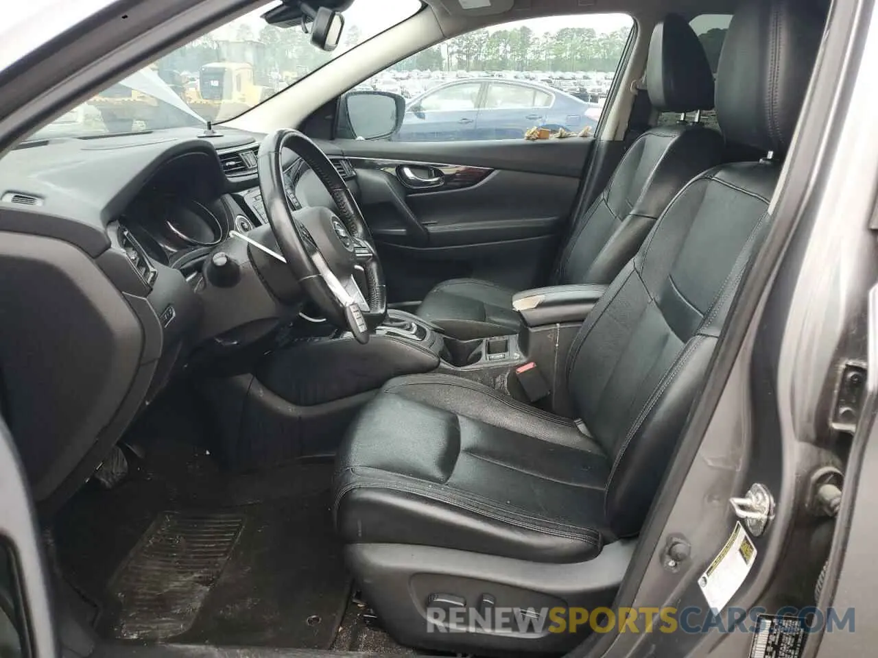 7 Photograph of a damaged car JN1BJ1CP0KW226420 NISSAN ROGUE 2019