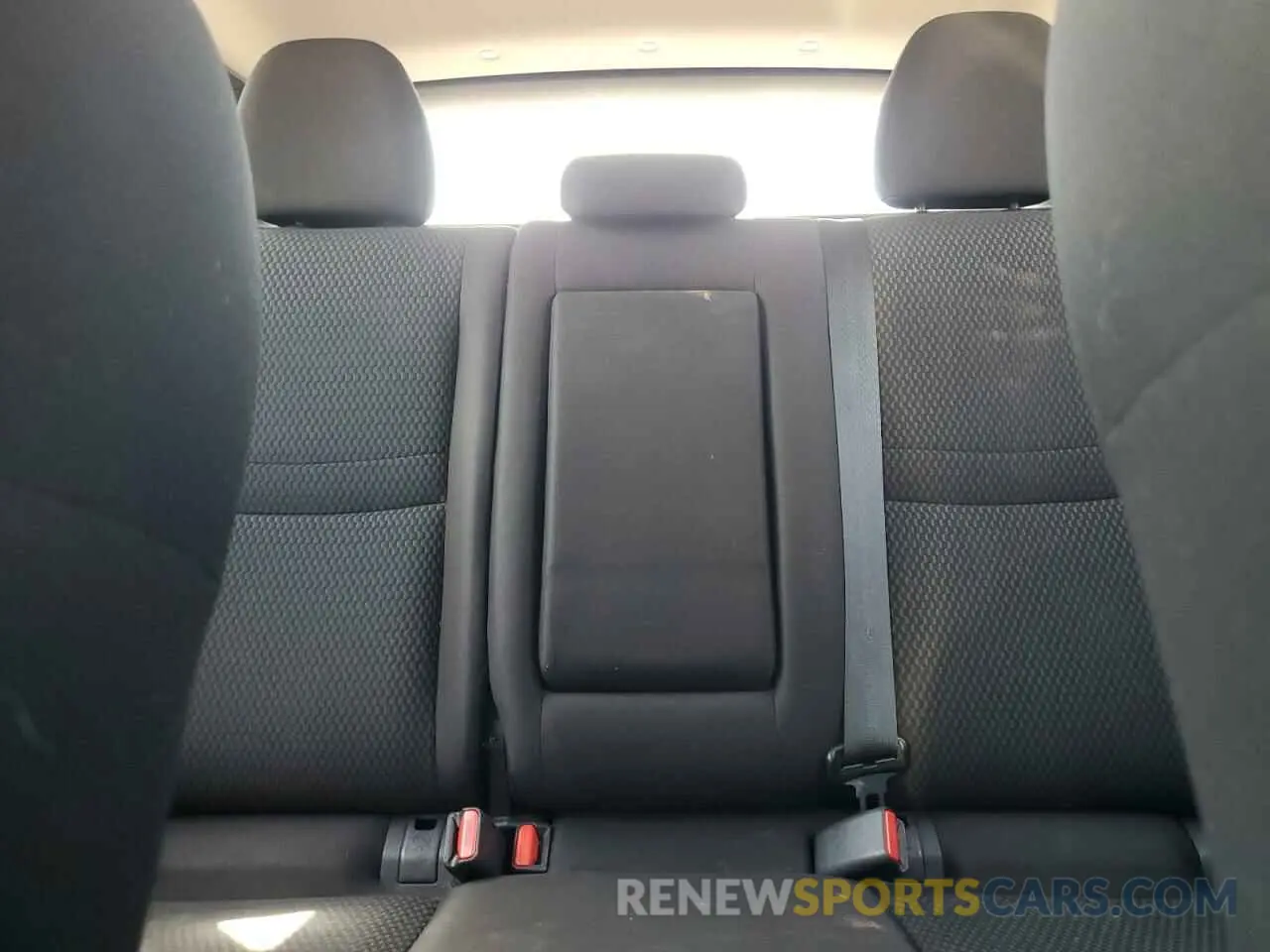 10 Photograph of a damaged car JN1BJ1CP0KW528077 NISSAN ROGUE 2019