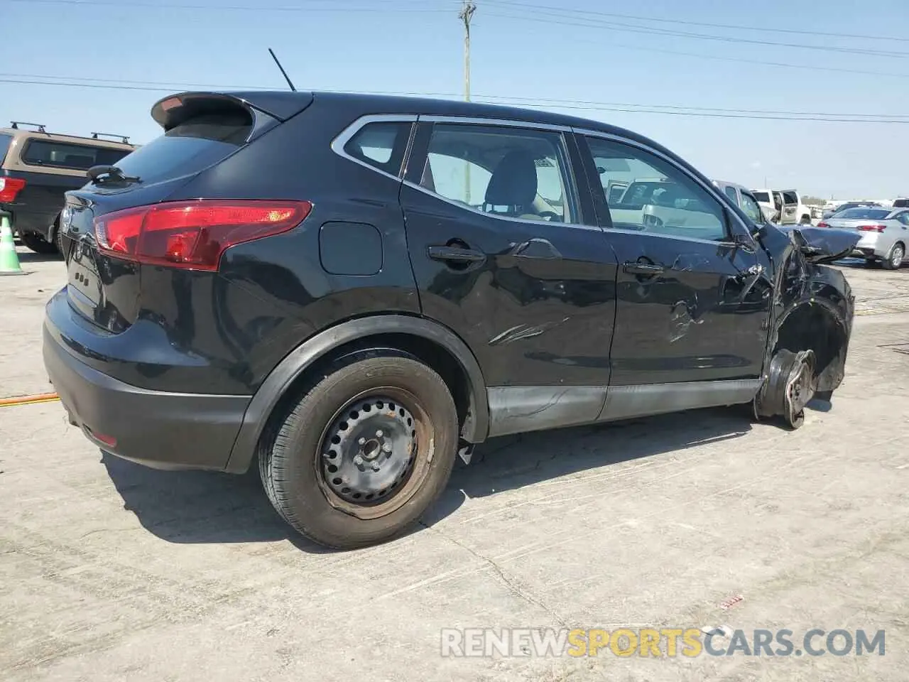 3 Photograph of a damaged car JN1BJ1CP0KW528077 NISSAN ROGUE 2019