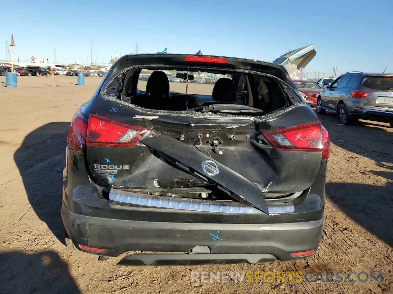 6 Photograph of a damaged car JN1BJ1CP1KW525303 NISSAN ROGUE 2019