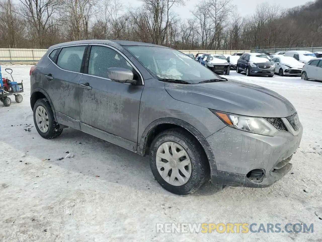 4 Photograph of a damaged car JN1BJ1CP3KW239212 NISSAN ROGUE 2019