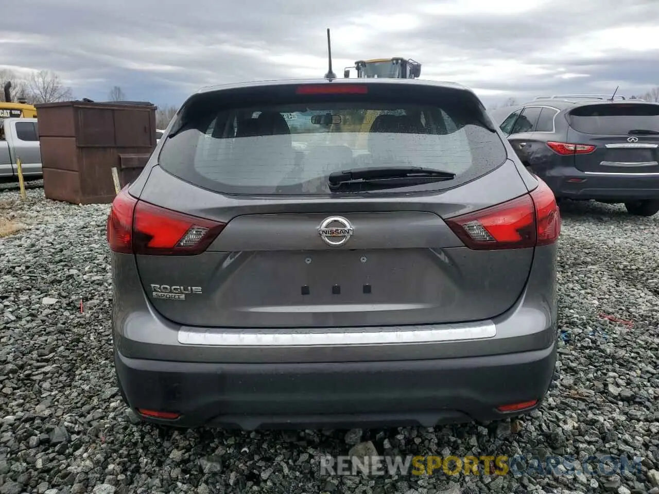 6 Photograph of a damaged car JN1BJ1CP4KW232561 NISSAN ROGUE 2019