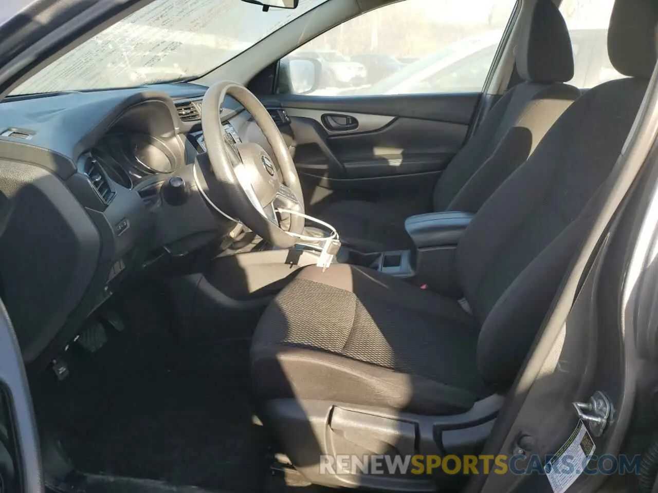 7 Photograph of a damaged car JN1BJ1CP4KW232561 NISSAN ROGUE 2019