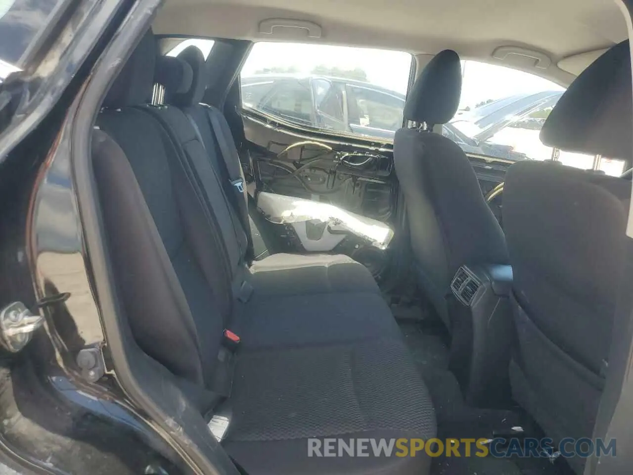 11 Photograph of a damaged car JN1BJ1CP7KW229802 NISSAN ROGUE 2019