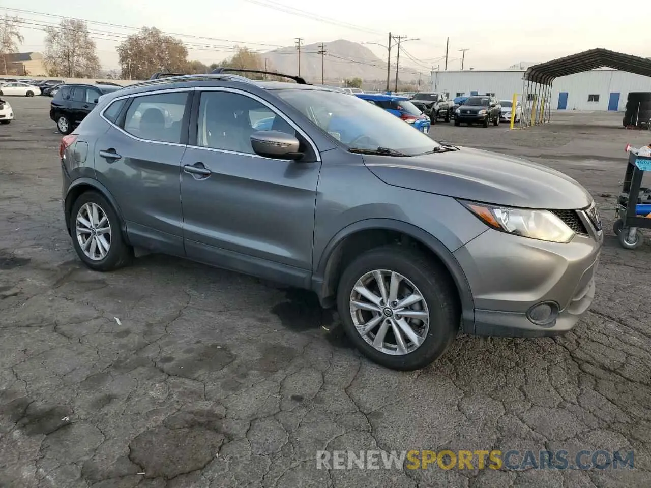 4 Фотография поврежденного автомобиля JN1BJ1CP8KW214452 NISSAN ROGUE 2019